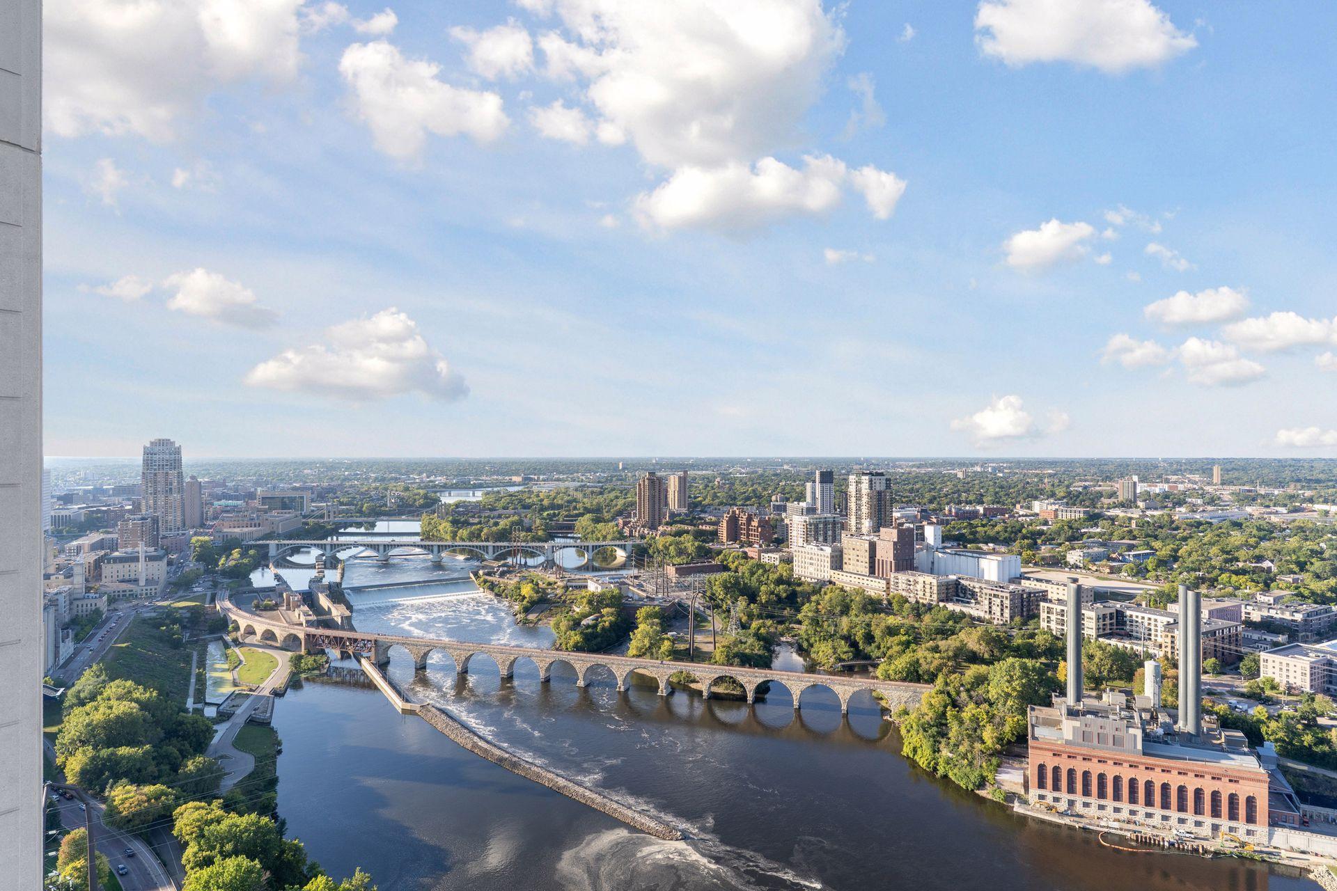 1111 W River Parkway Unit: 35C