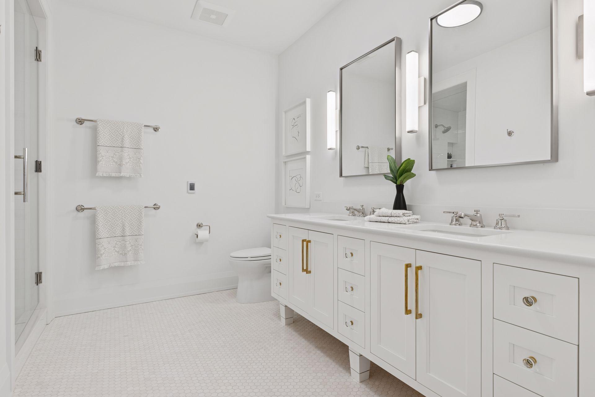 1111 W River Parkway Unit: 24C