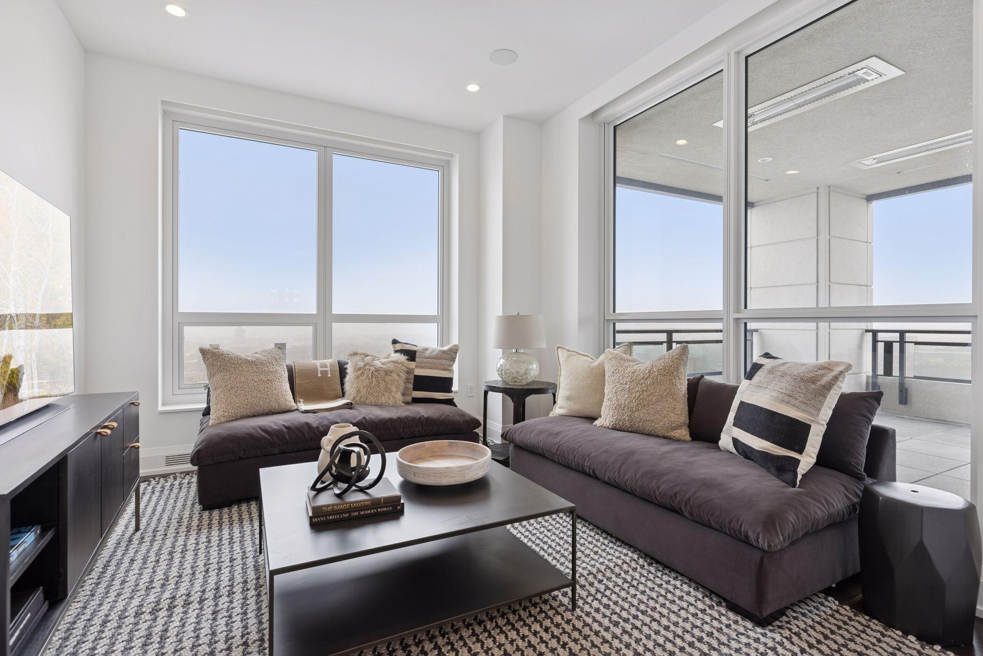 1111 W River Parkway Unit: 24C