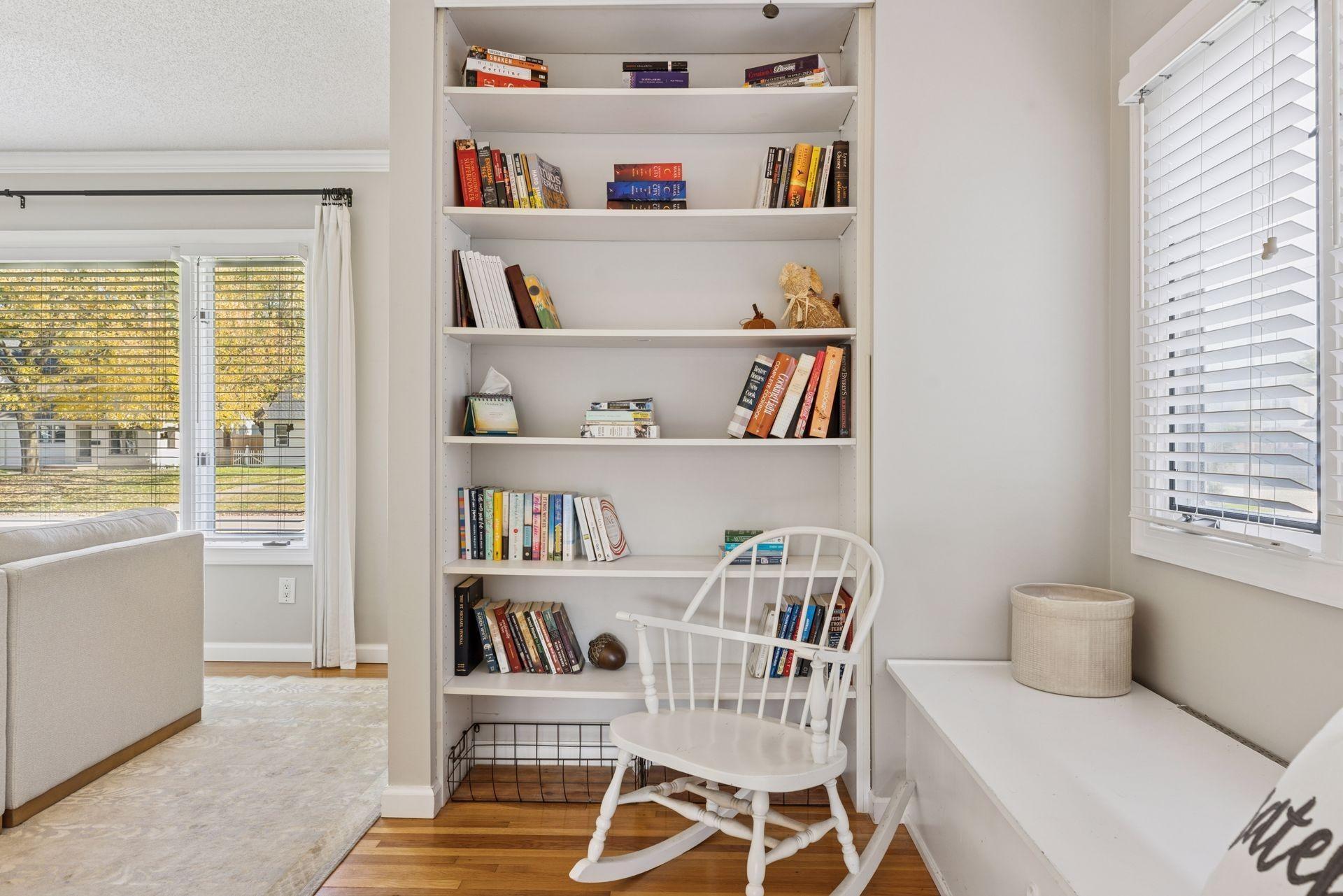 5840 Abbott Avenue S