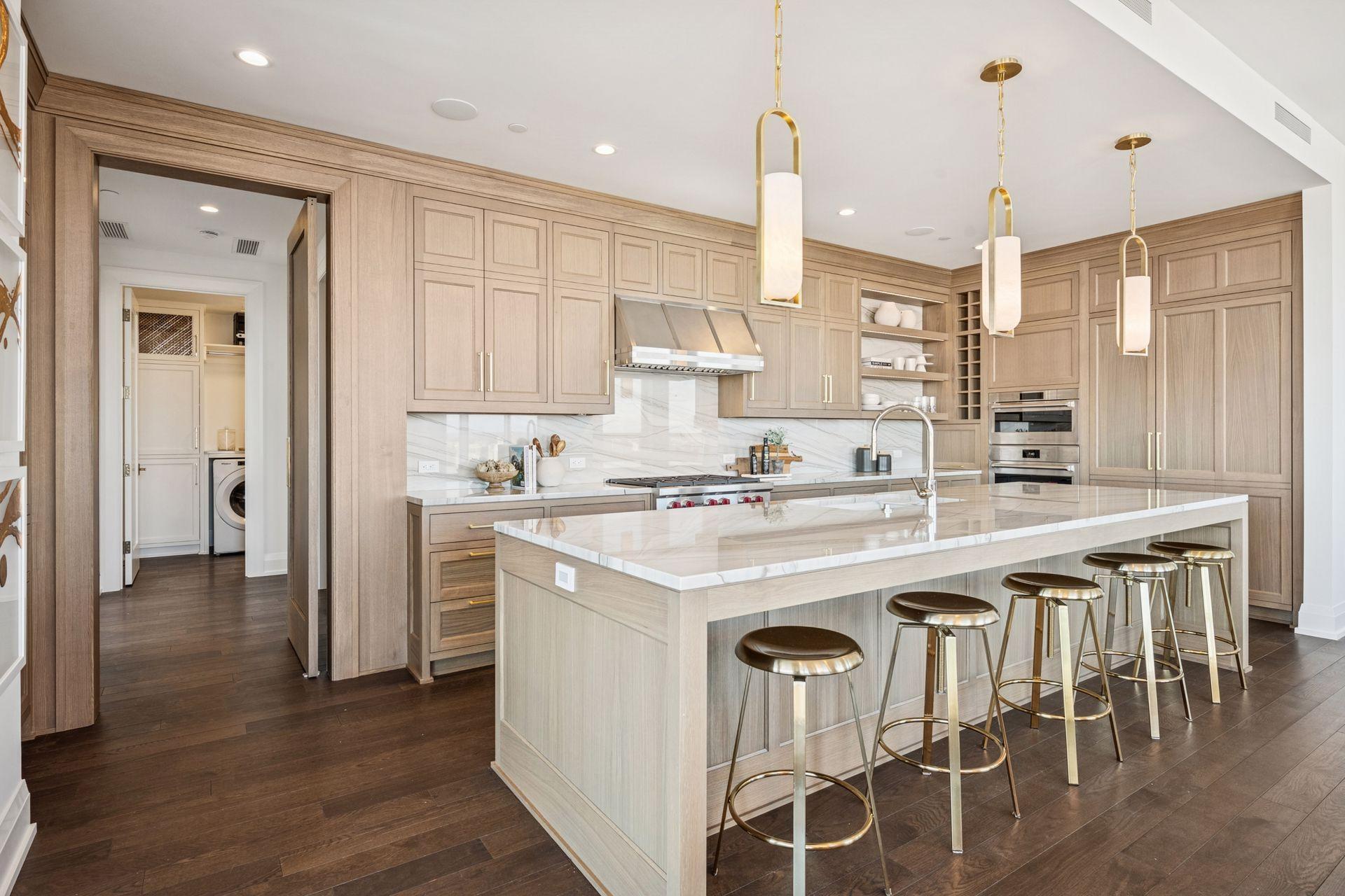 1111 W River Parkway Unit: 34A