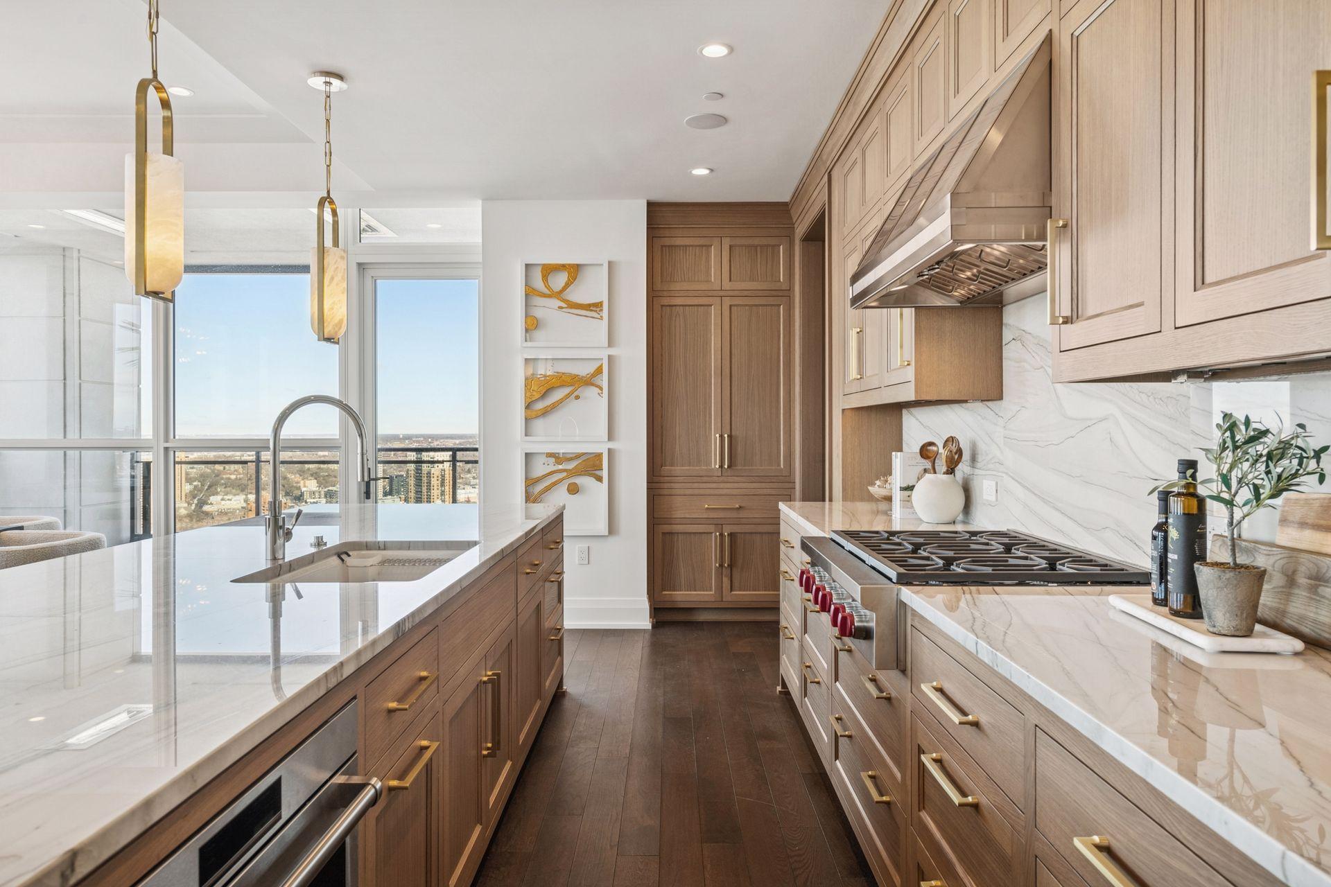 1111 W River Parkway Unit: 34A