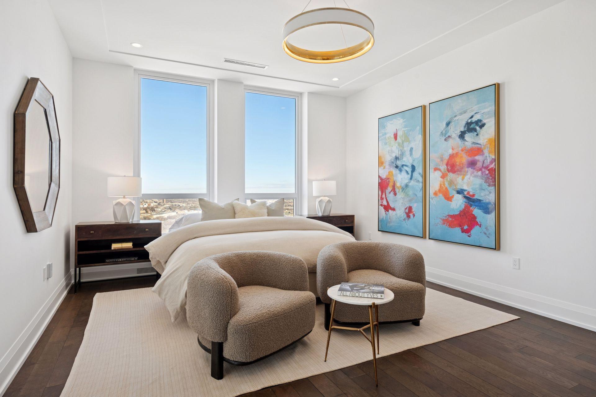 1111 W River Parkway Unit: 34A