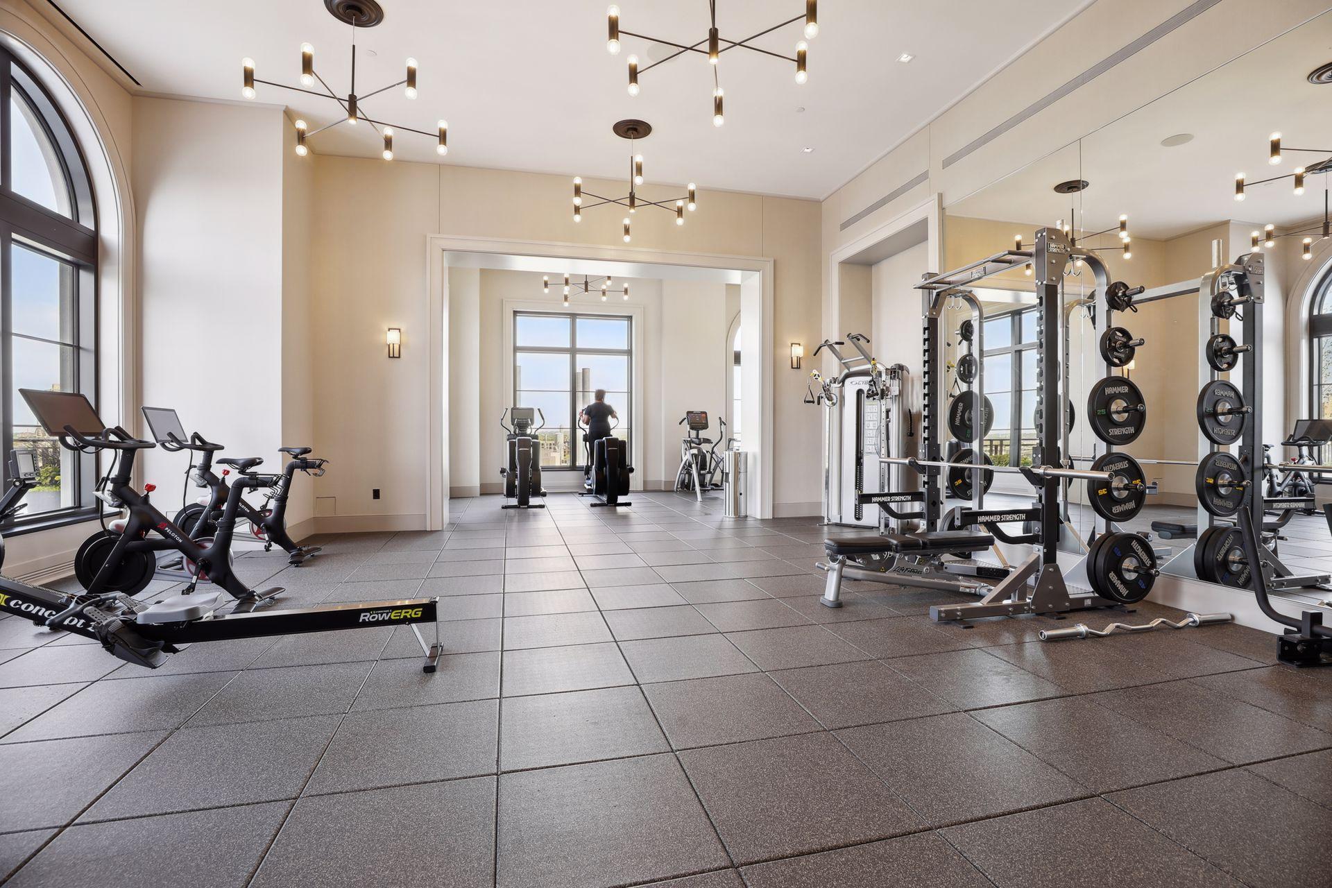 1111 W River Parkway Unit: 34A