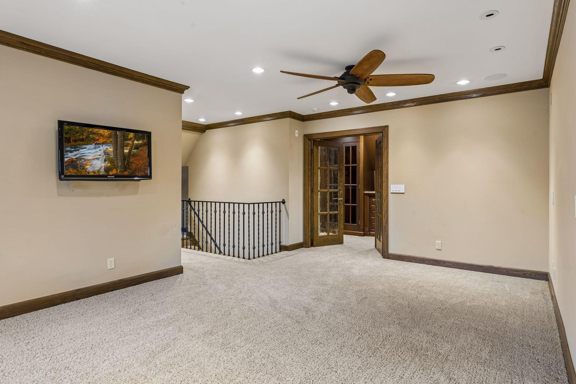 2757 Dean Parkway