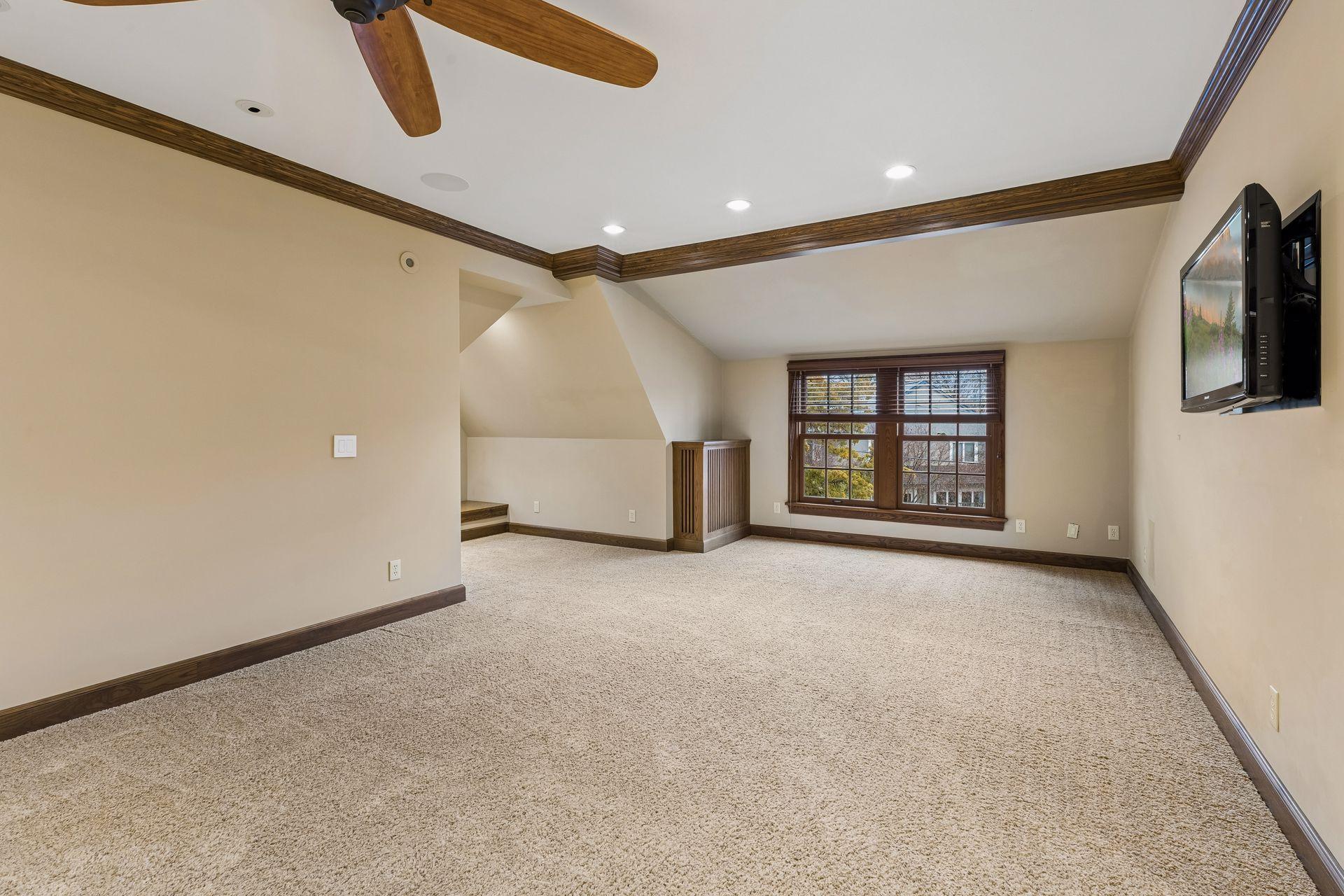 2757 Dean Parkway