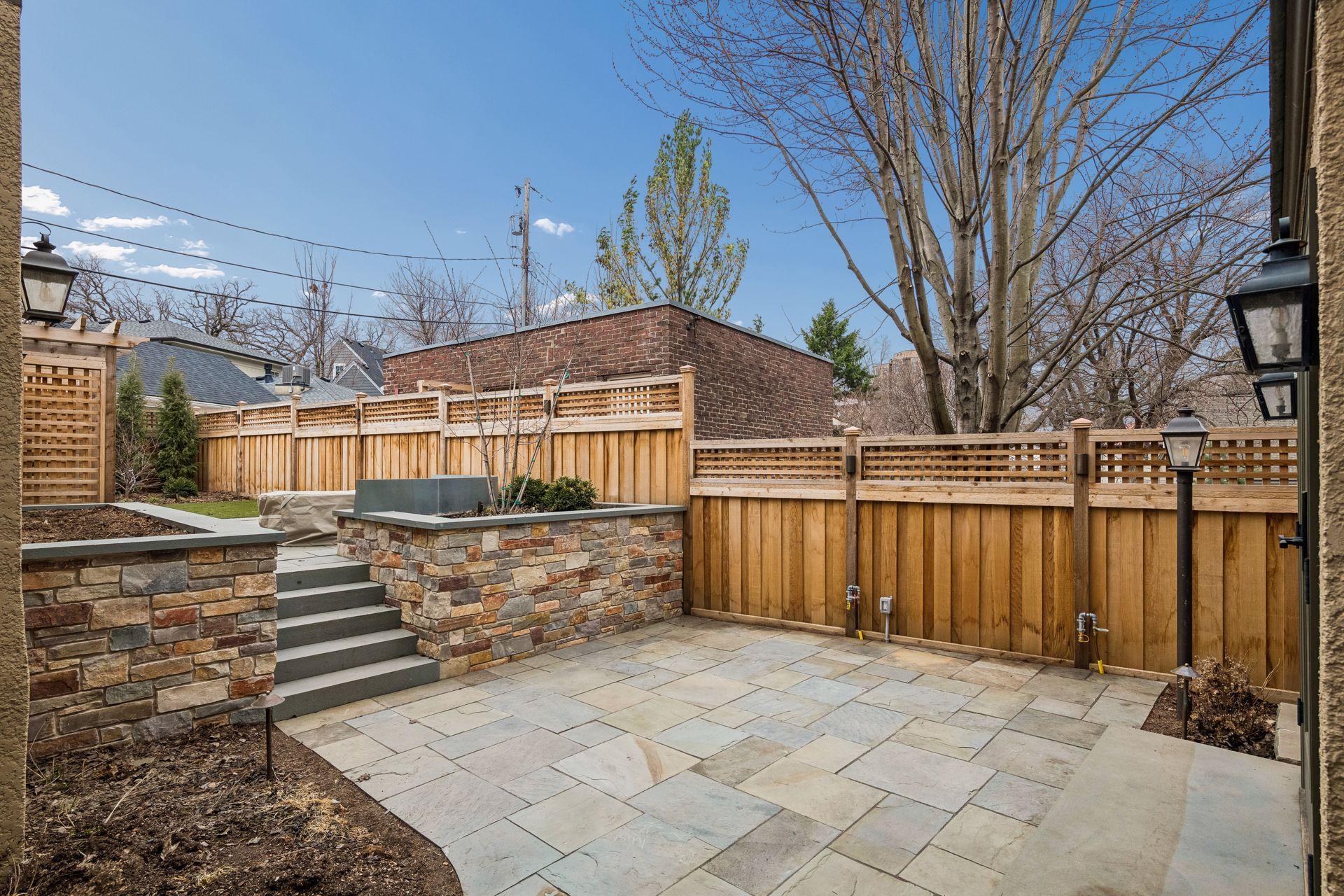 2757 Dean Parkway
