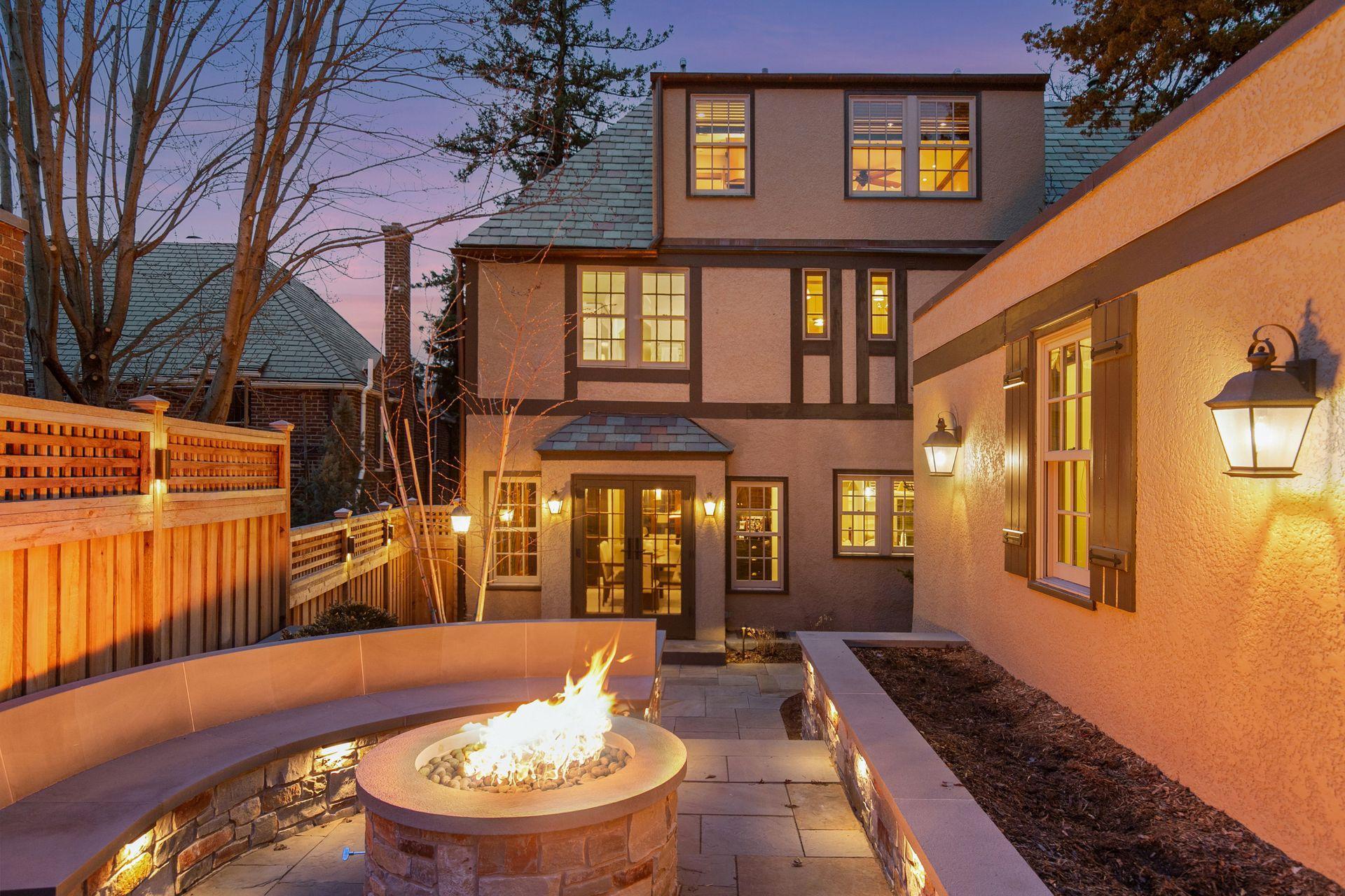 2757 Dean Parkway