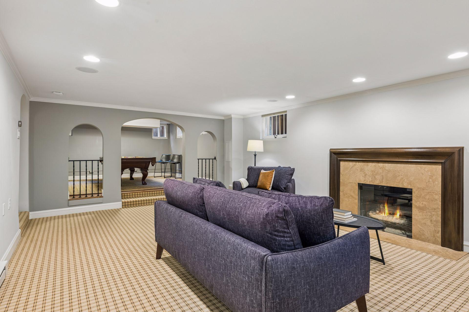 2757 Dean Parkway