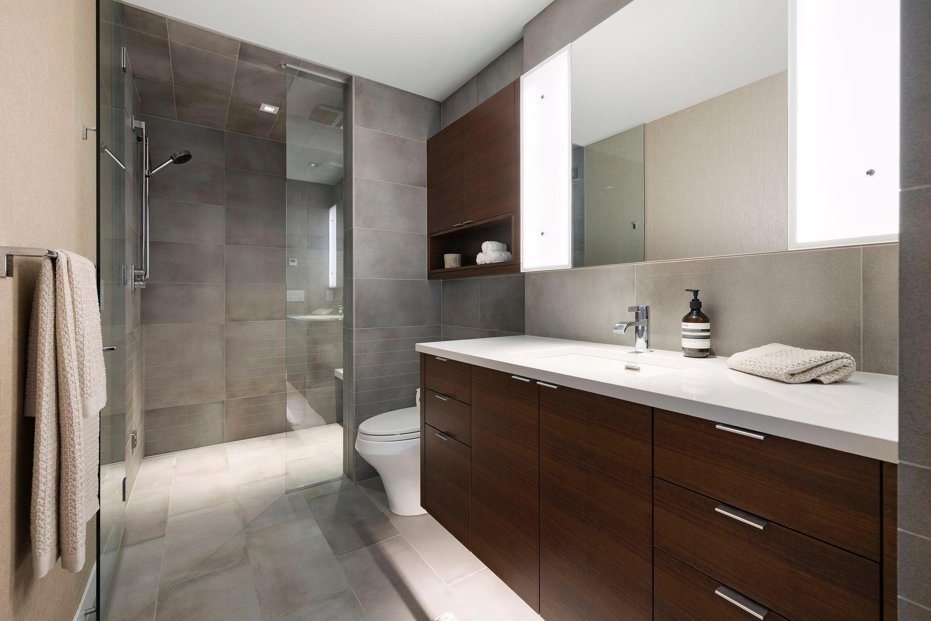 2102 Cedar Lake Parkway