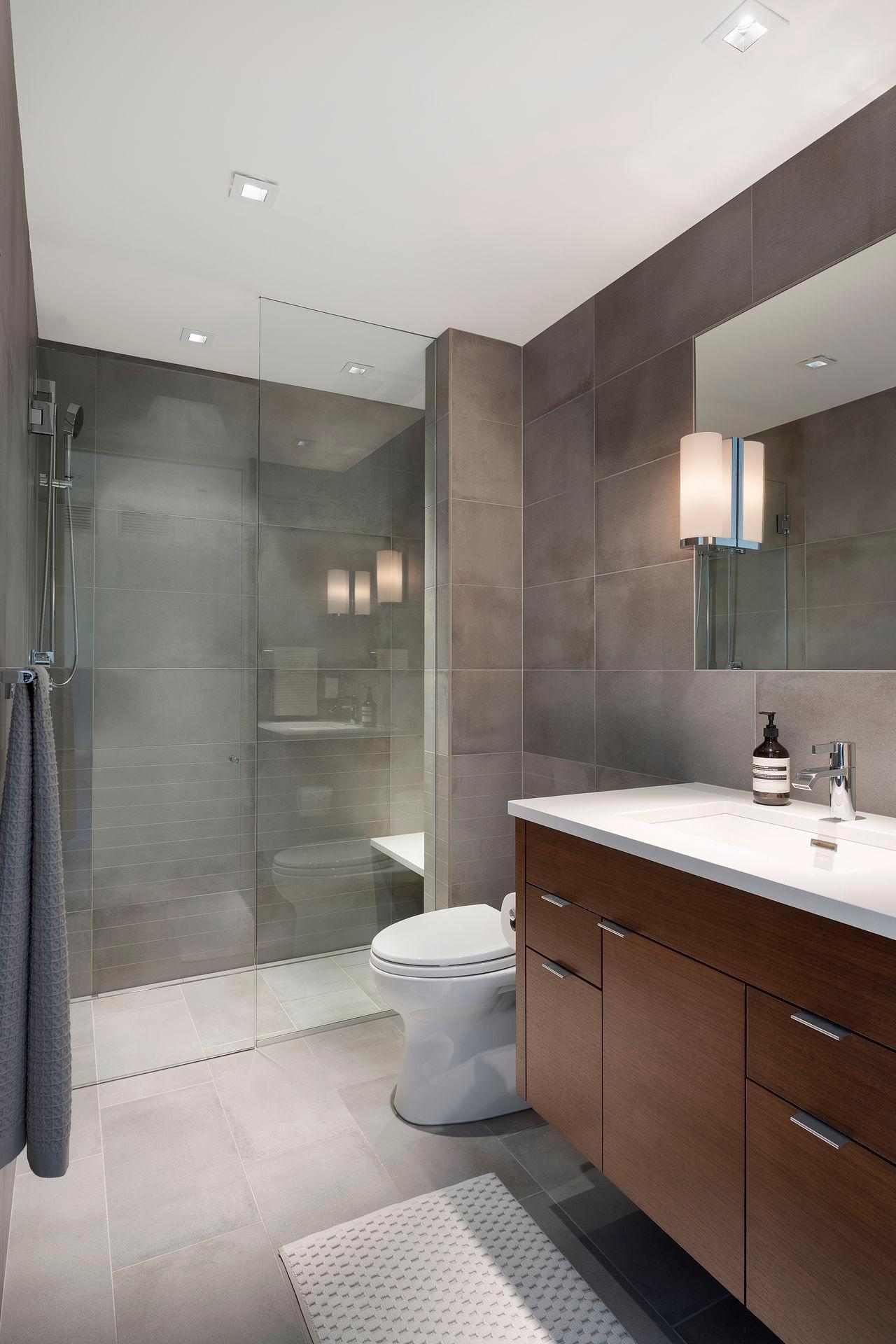 2102 Cedar Lake Parkway
