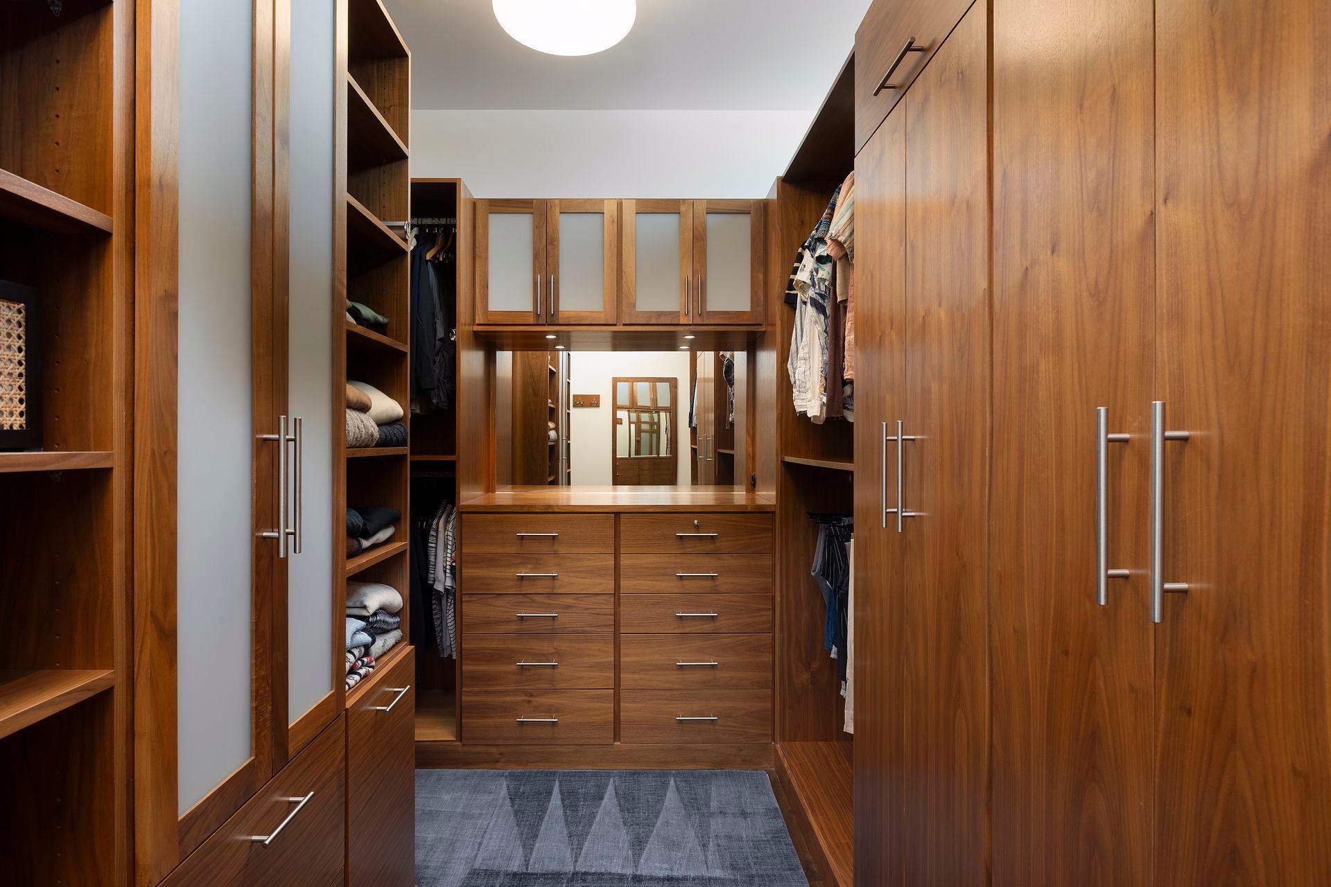 2102 Cedar Lake Parkway
