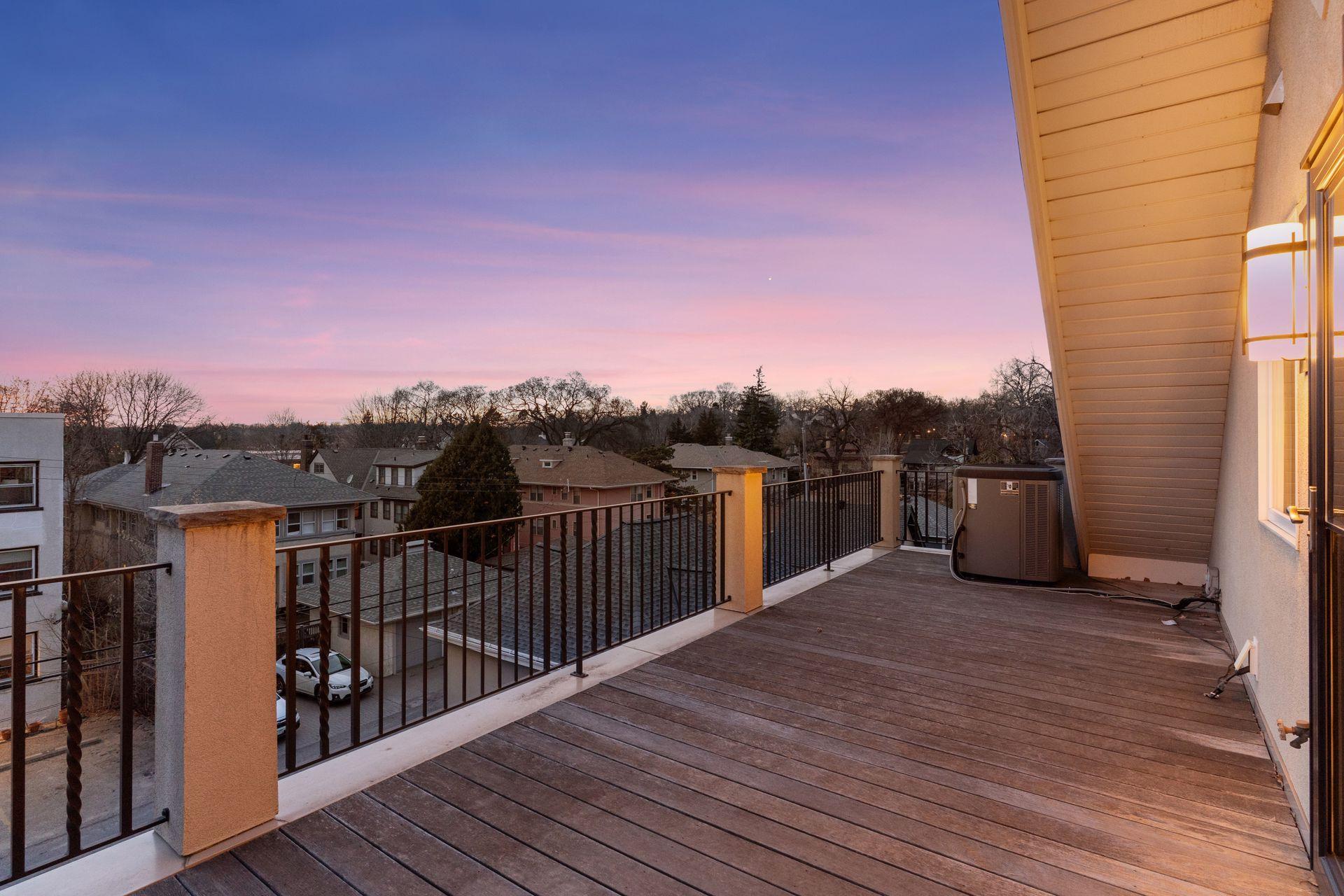 2310 Humboldt Avenue S