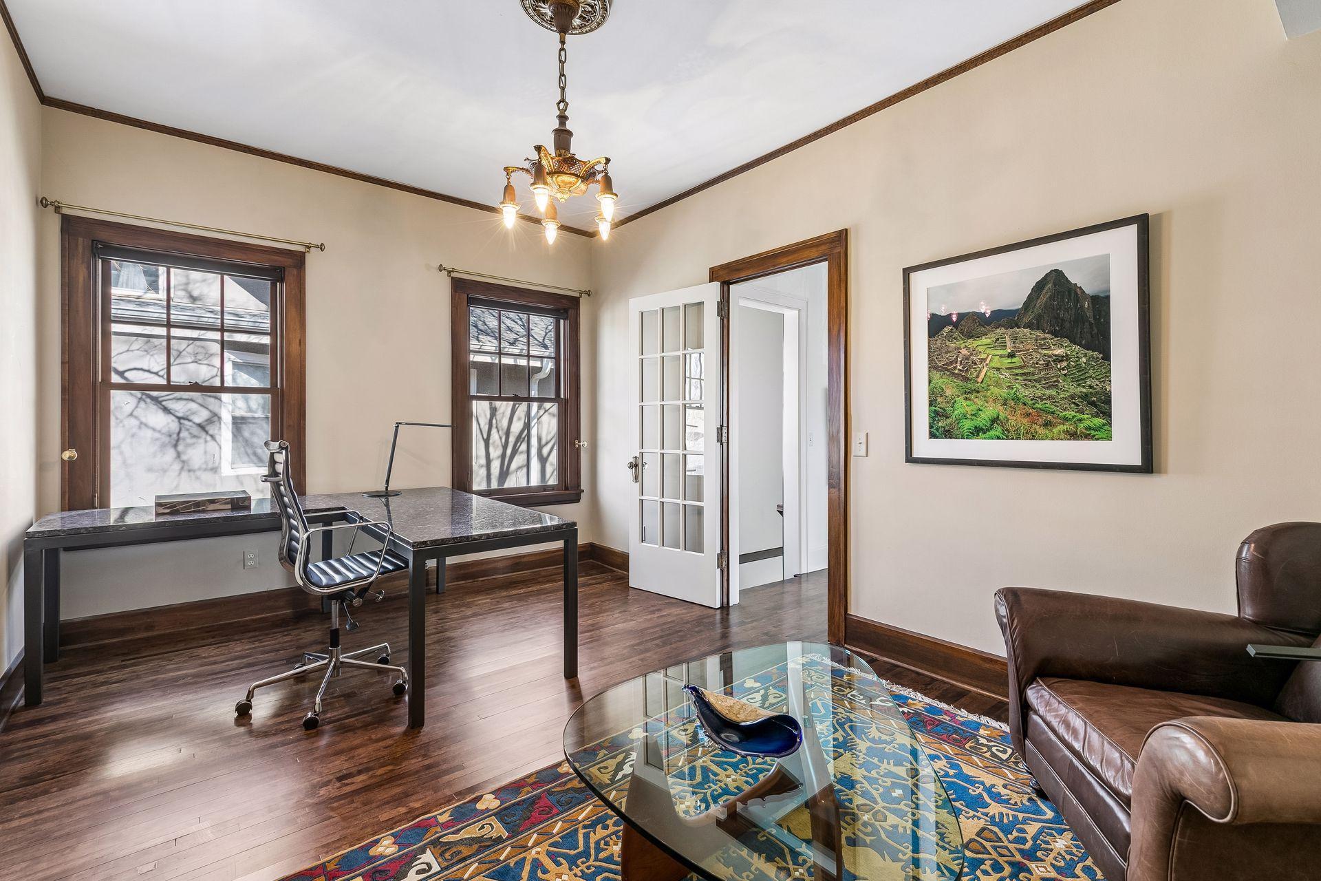 2310 Humboldt Avenue S