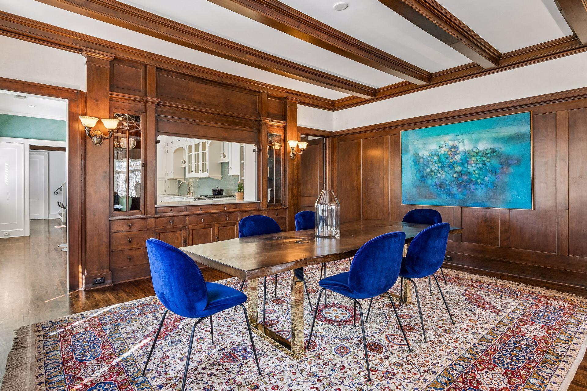 2310 Humboldt Avenue S