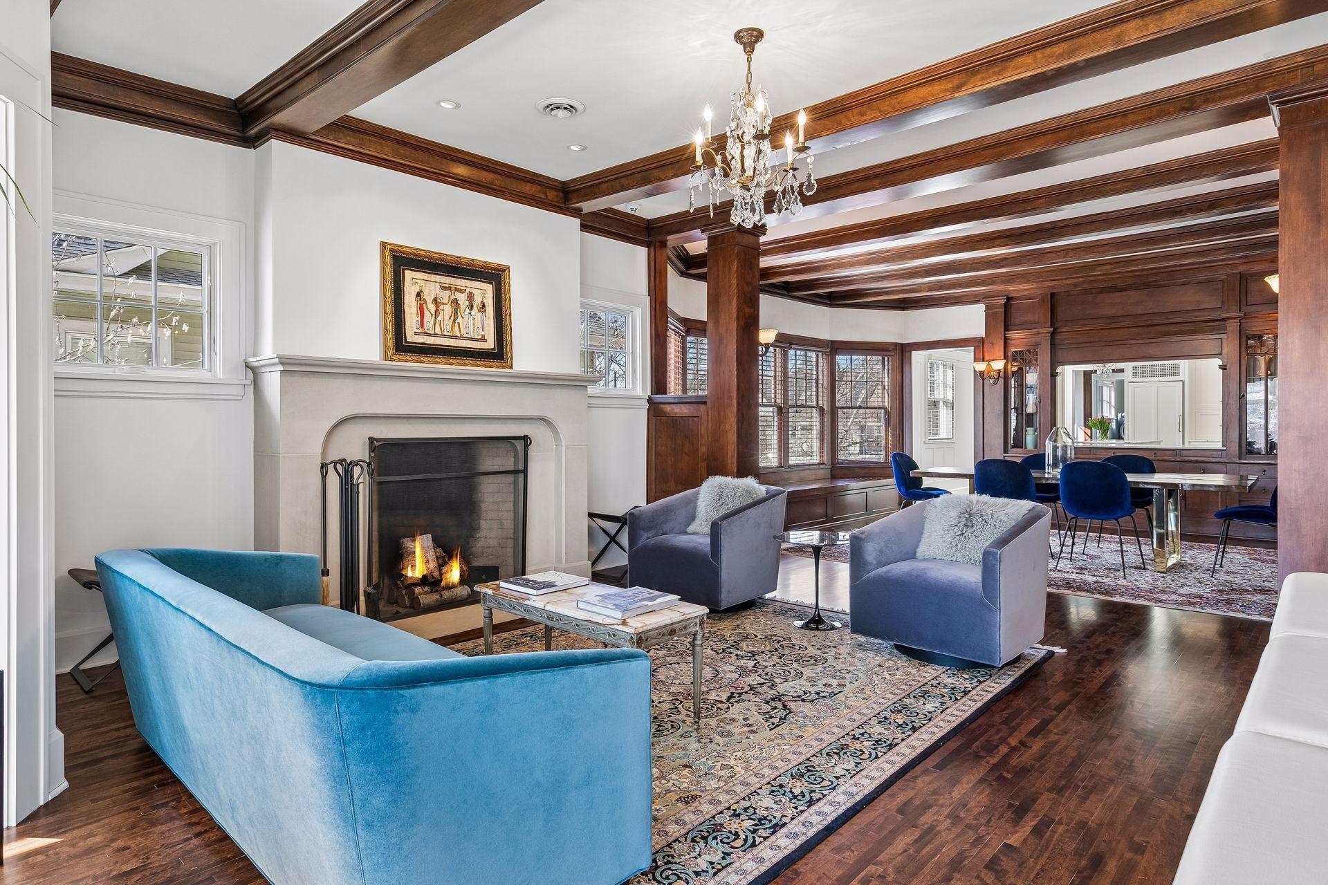 2310 Humboldt Avenue S