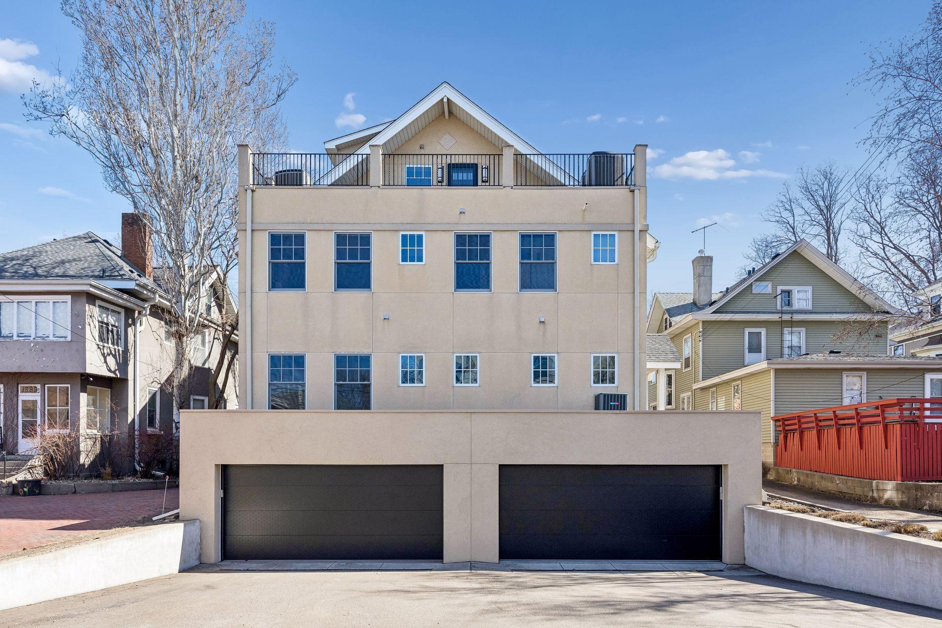 2310 Humboldt Avenue S