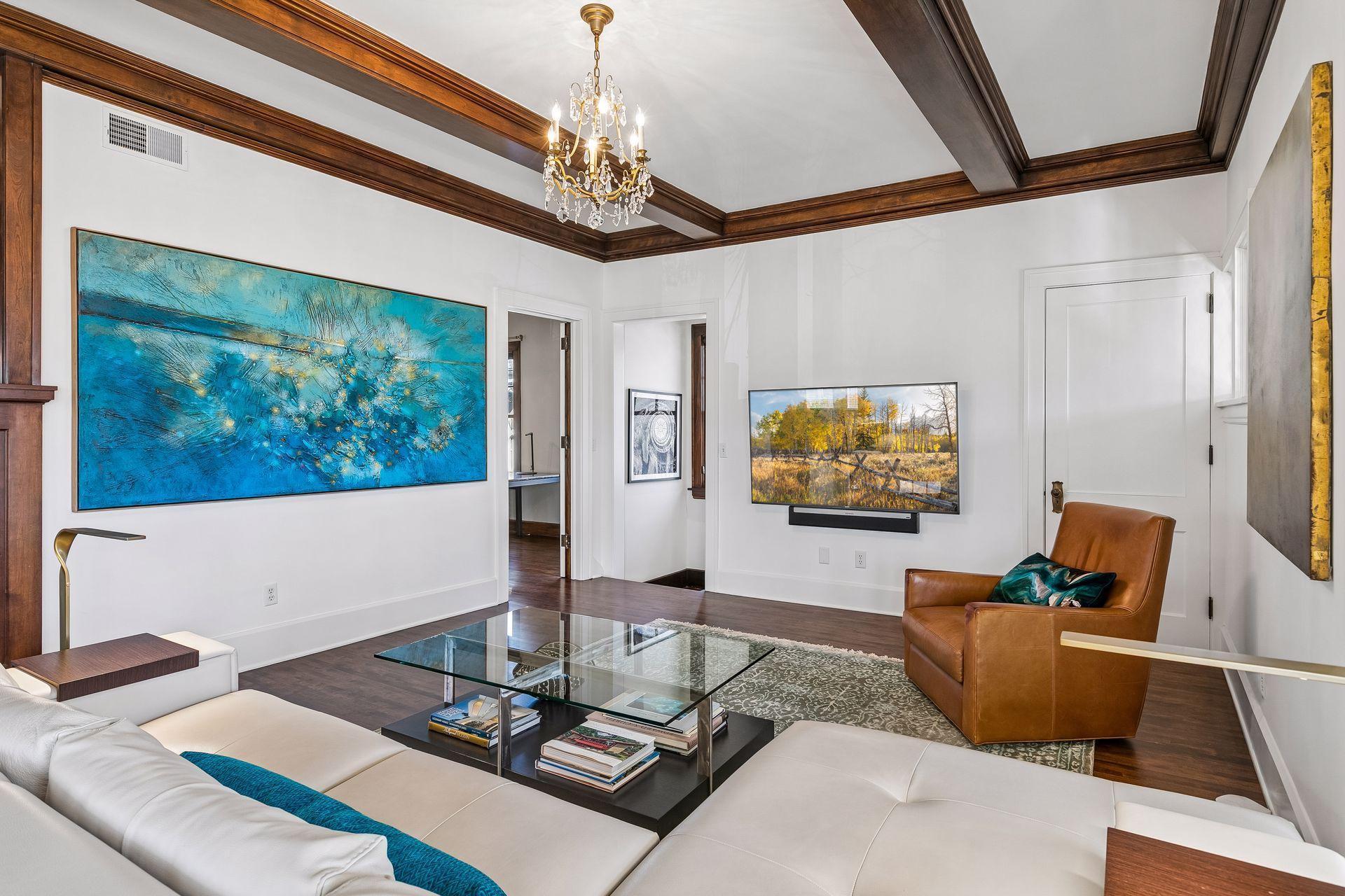 2310 Humboldt Avenue S