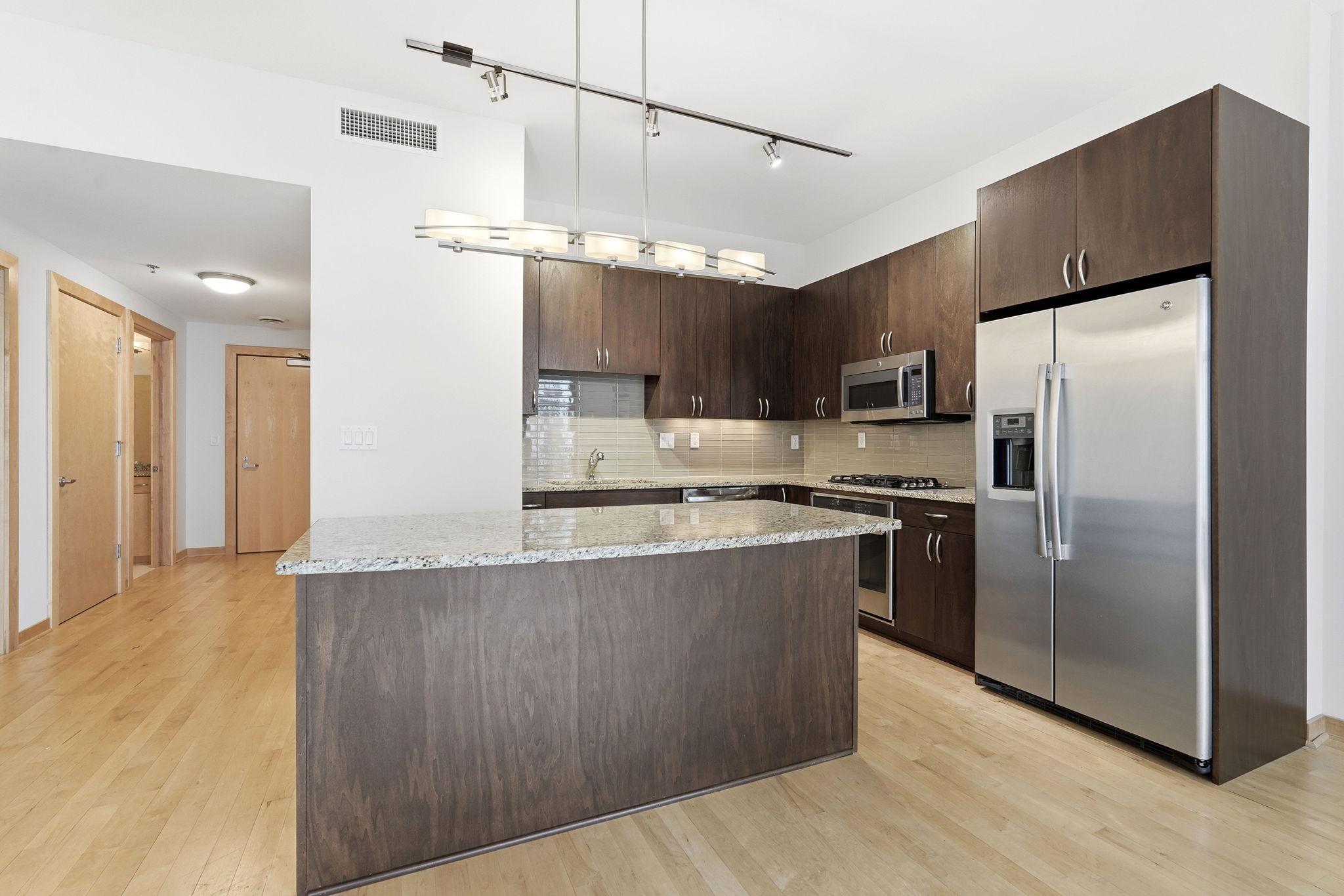 1120 S 2nd Street Unit: 604