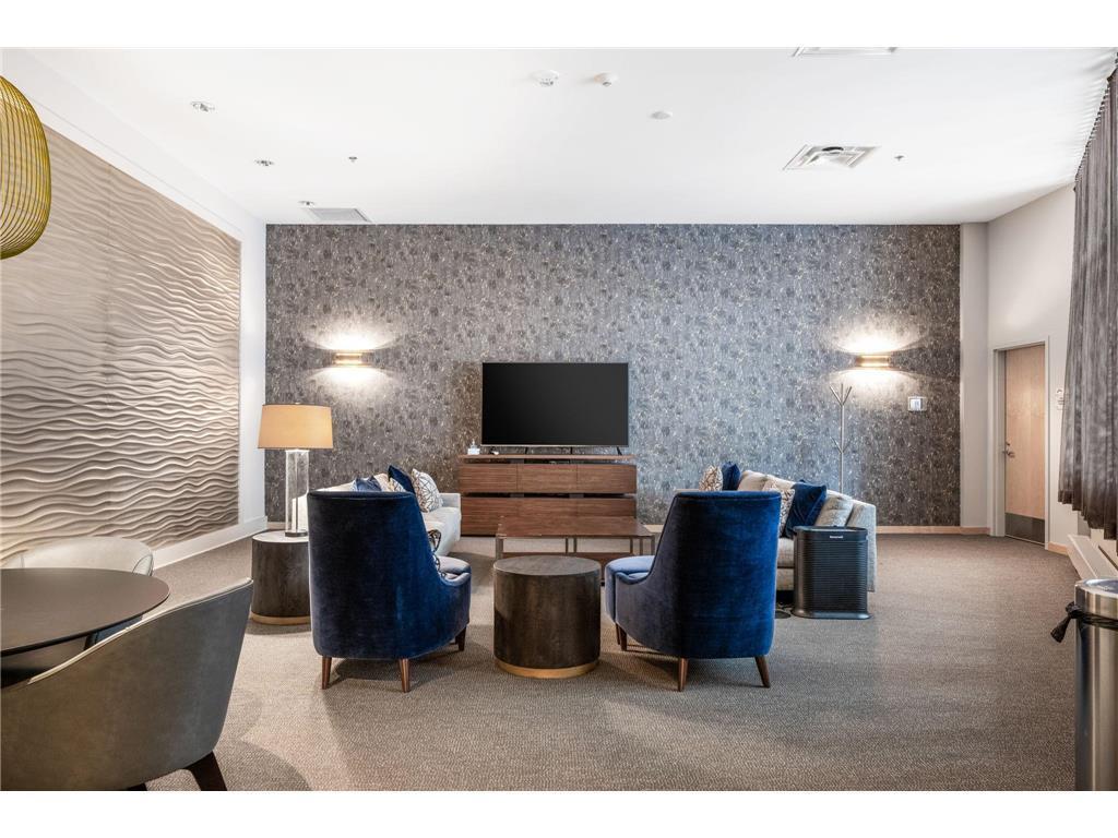 1120 S 2nd Street Unit: 604