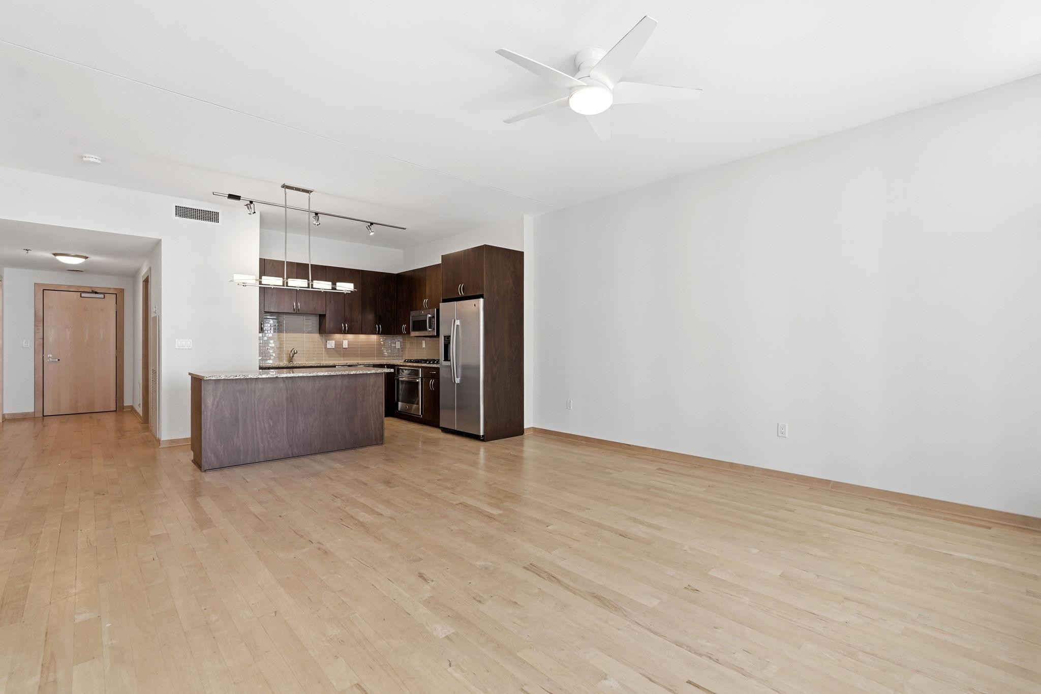 1120 S 2nd Street Unit: 604
