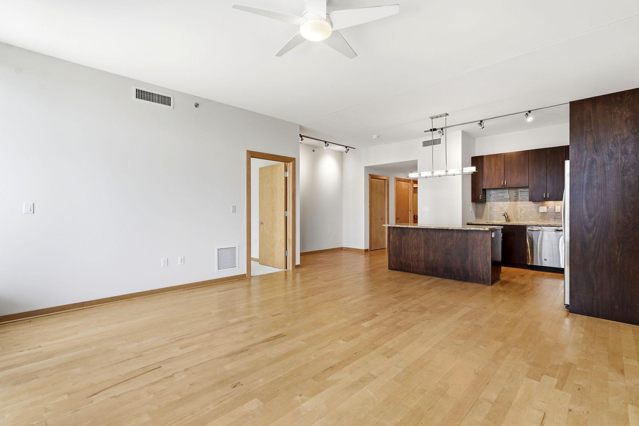 1120 S 2nd Street Unit: 604
