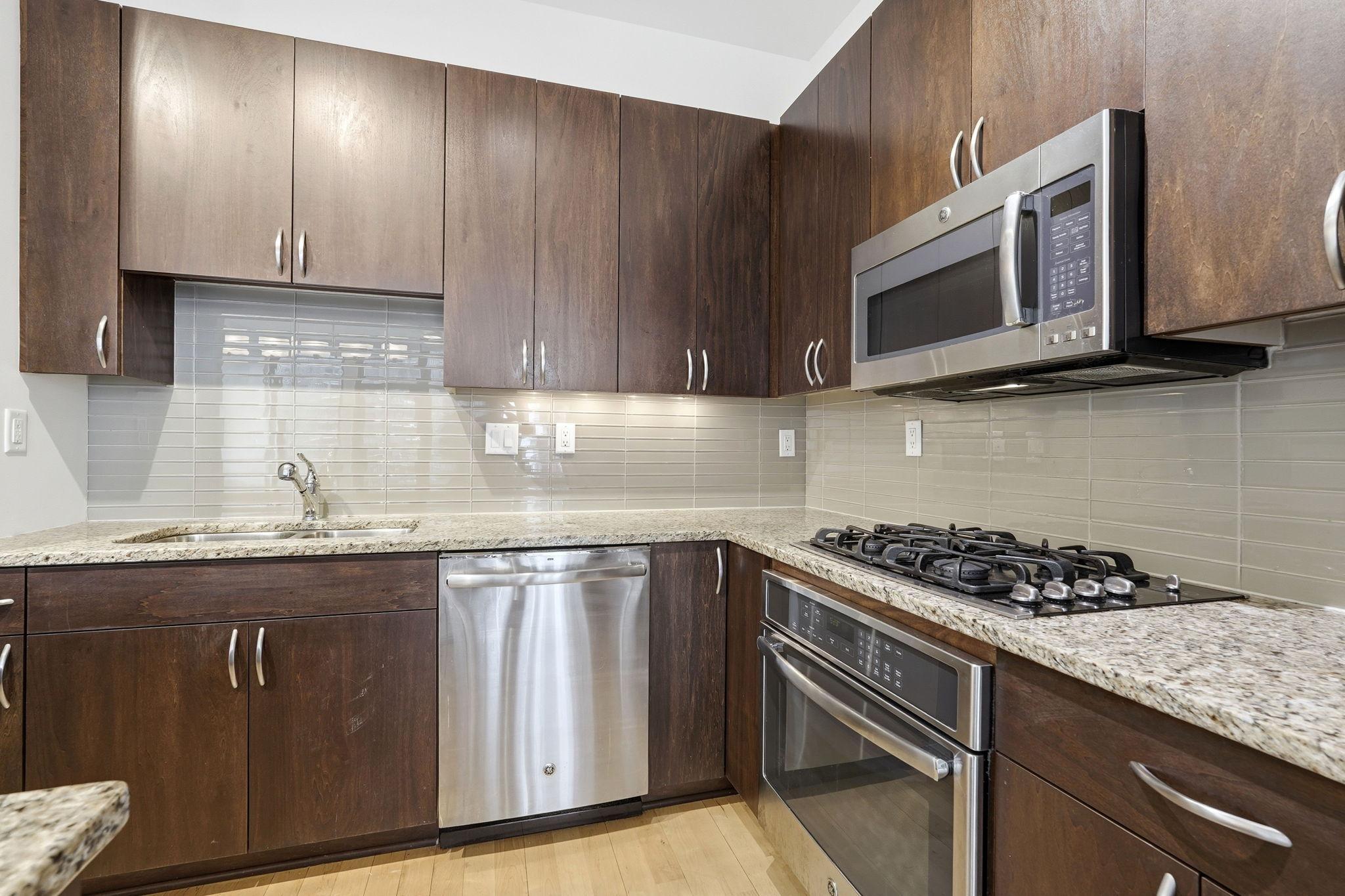 1120 S 2nd Street Unit: 604
