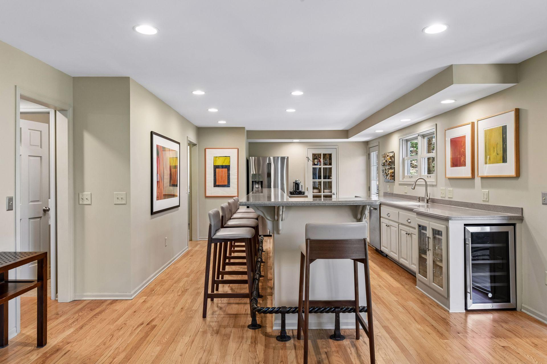 13860 Lake Street Extension