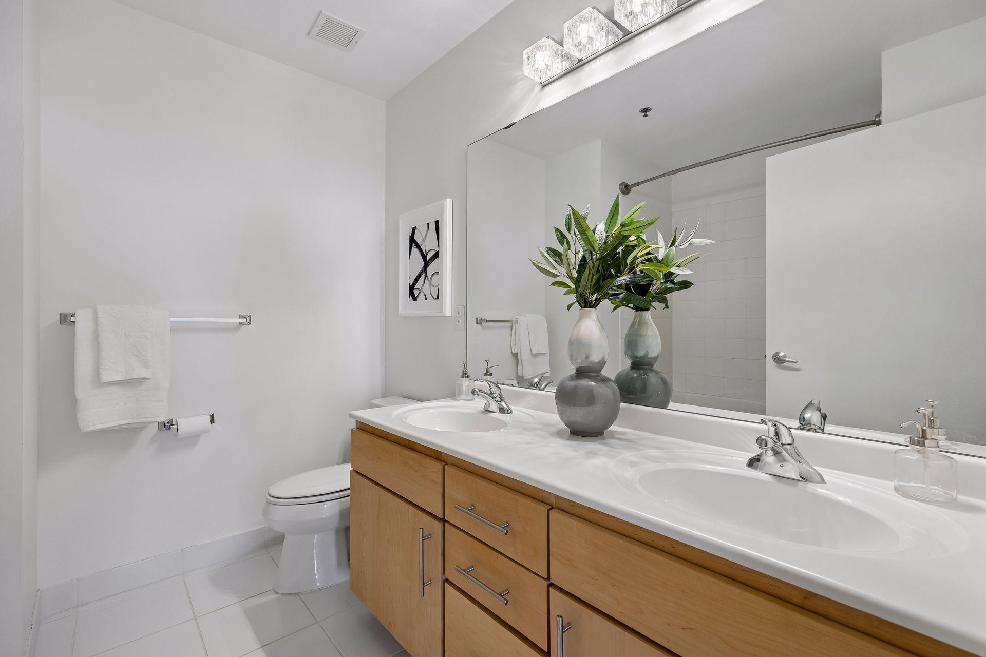 929 Portland Avenue Unit: 2007
