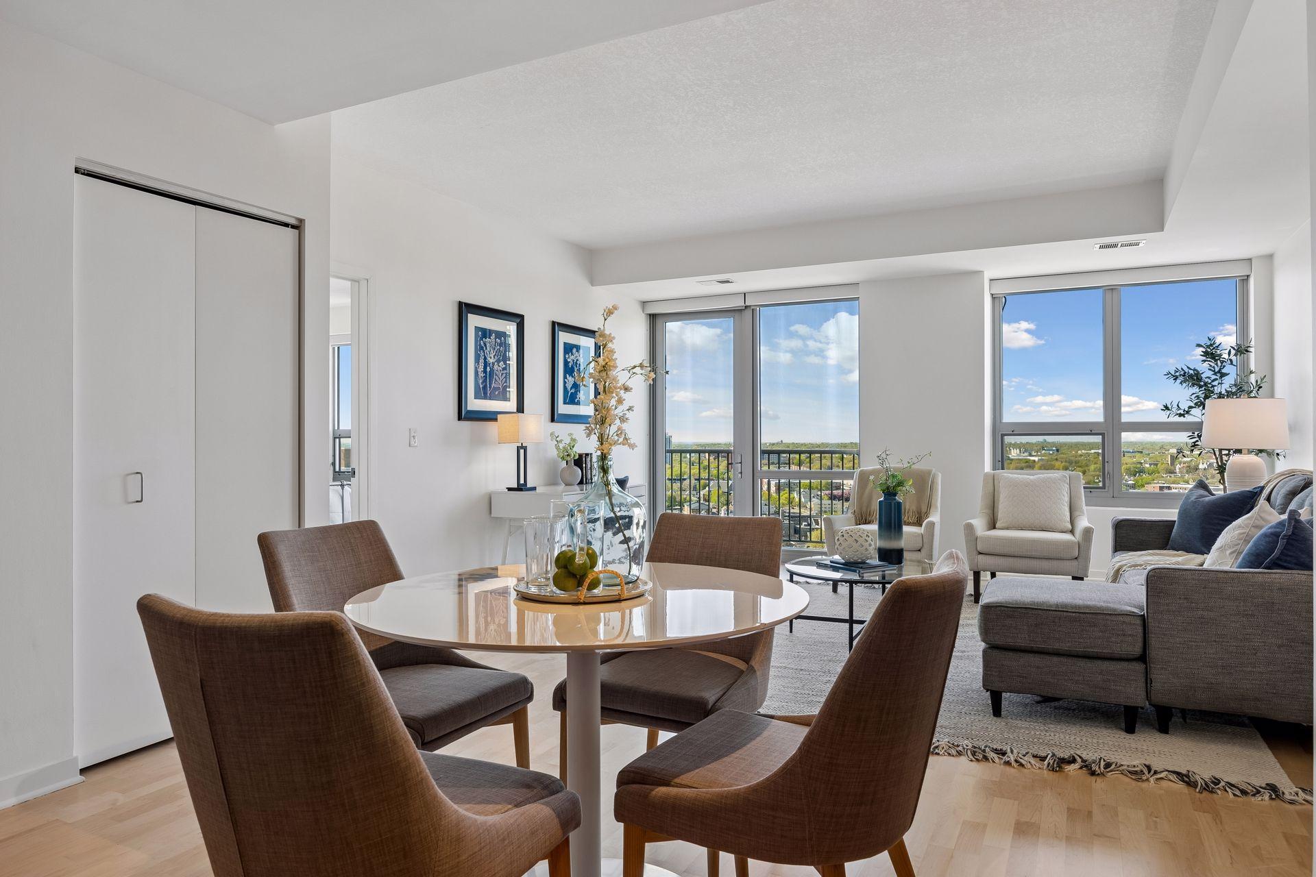 929 Portland Avenue Unit: 2007