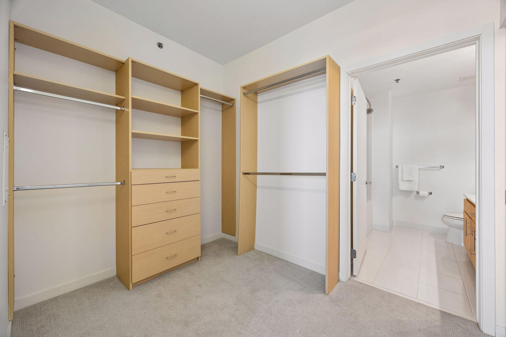 929 Portland Avenue Unit: 2007
