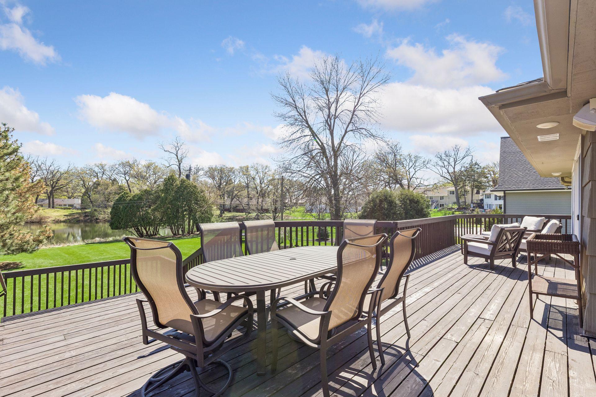 6233 Knoll Drive