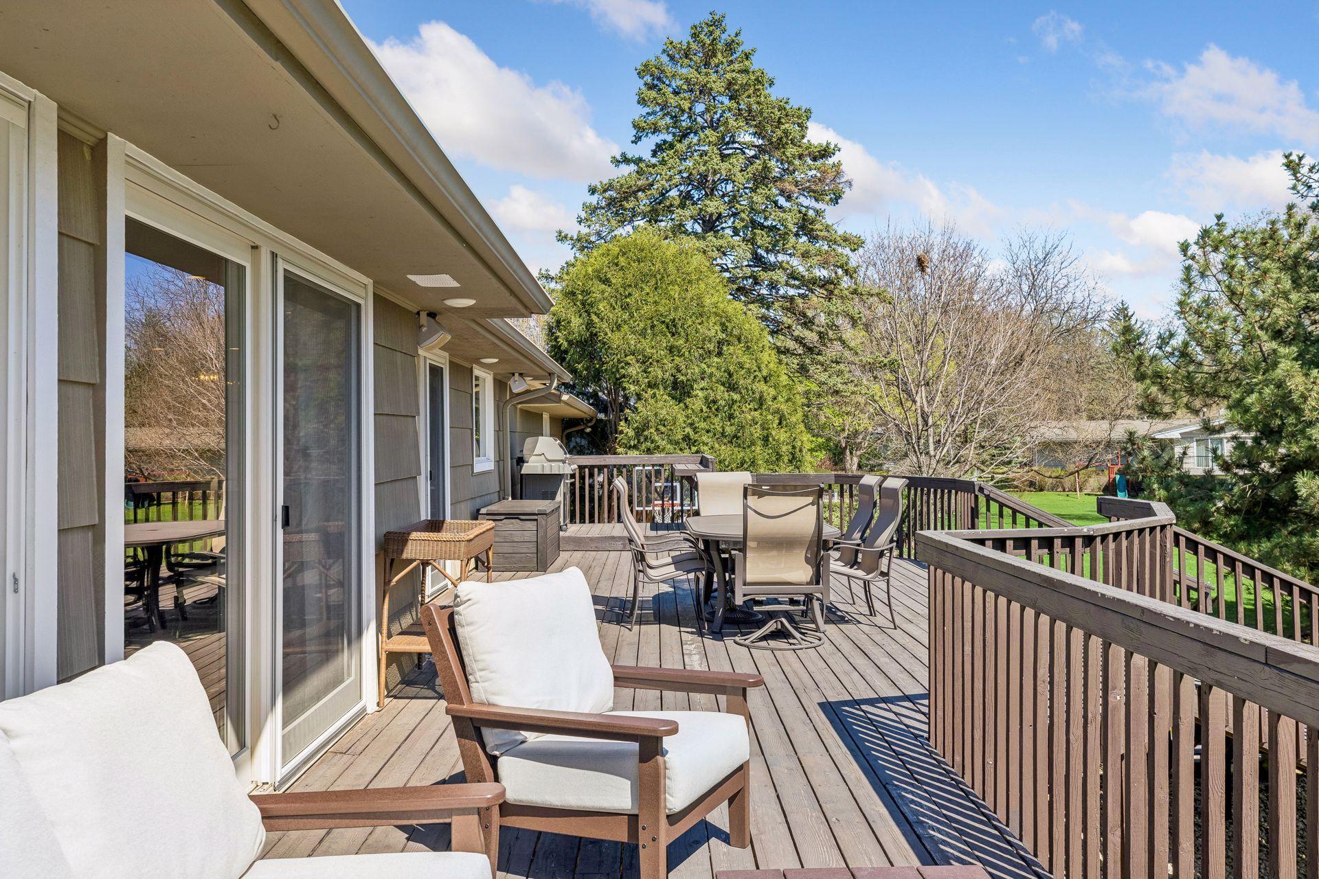 6233 Knoll Drive