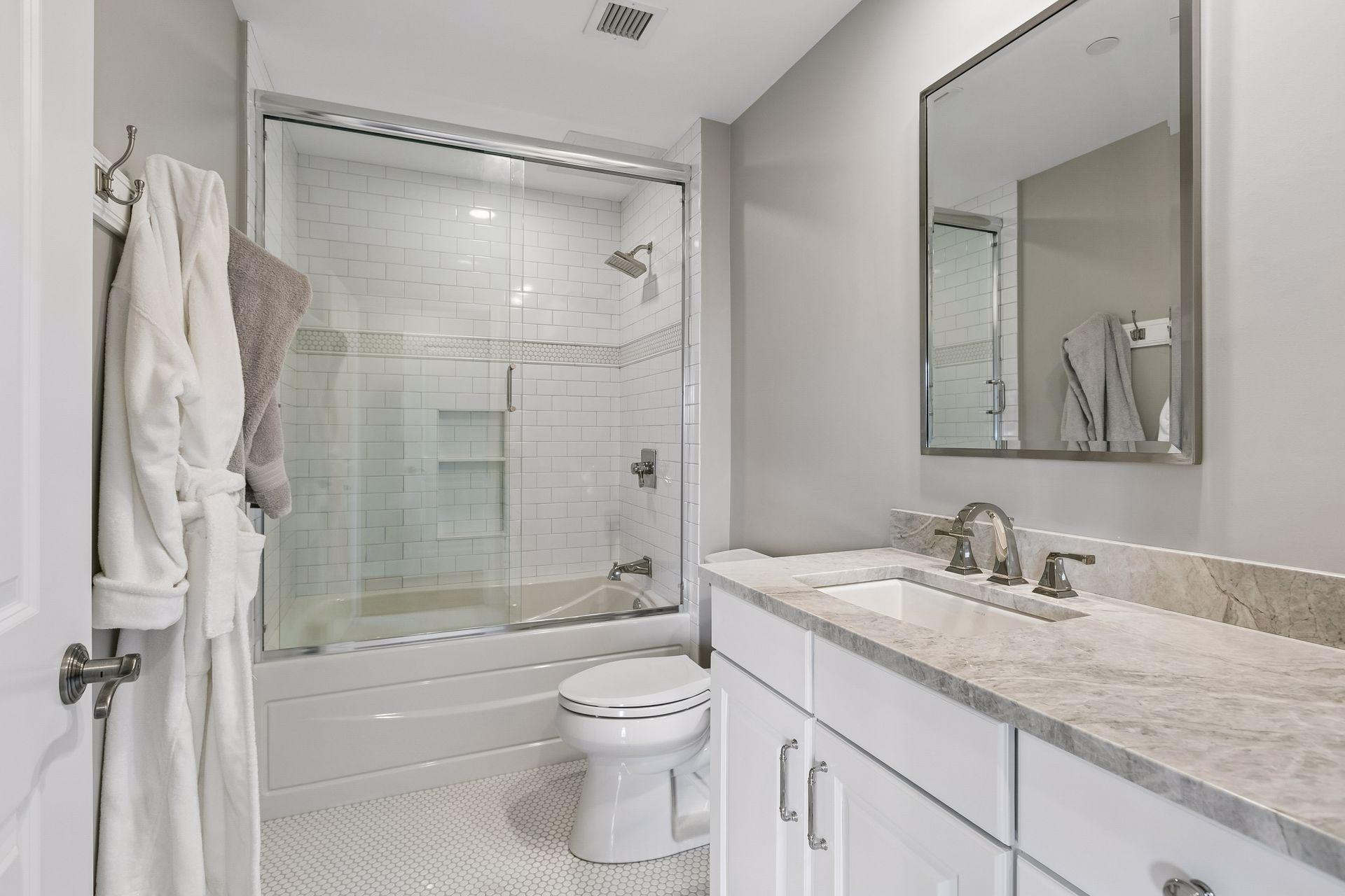 100 3rd Avenue S Unit: 1102
