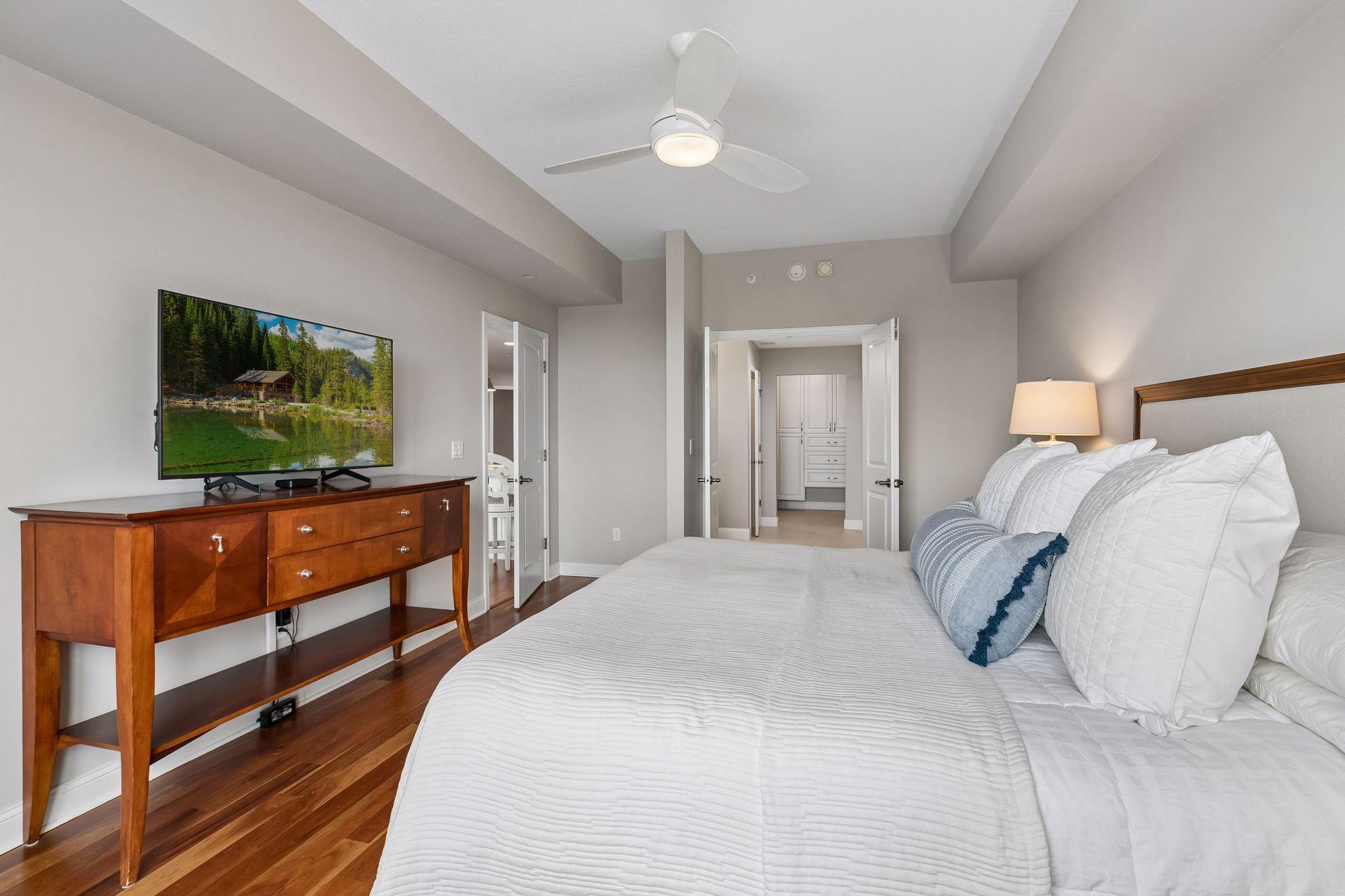 100 3rd Avenue S Unit: 1102