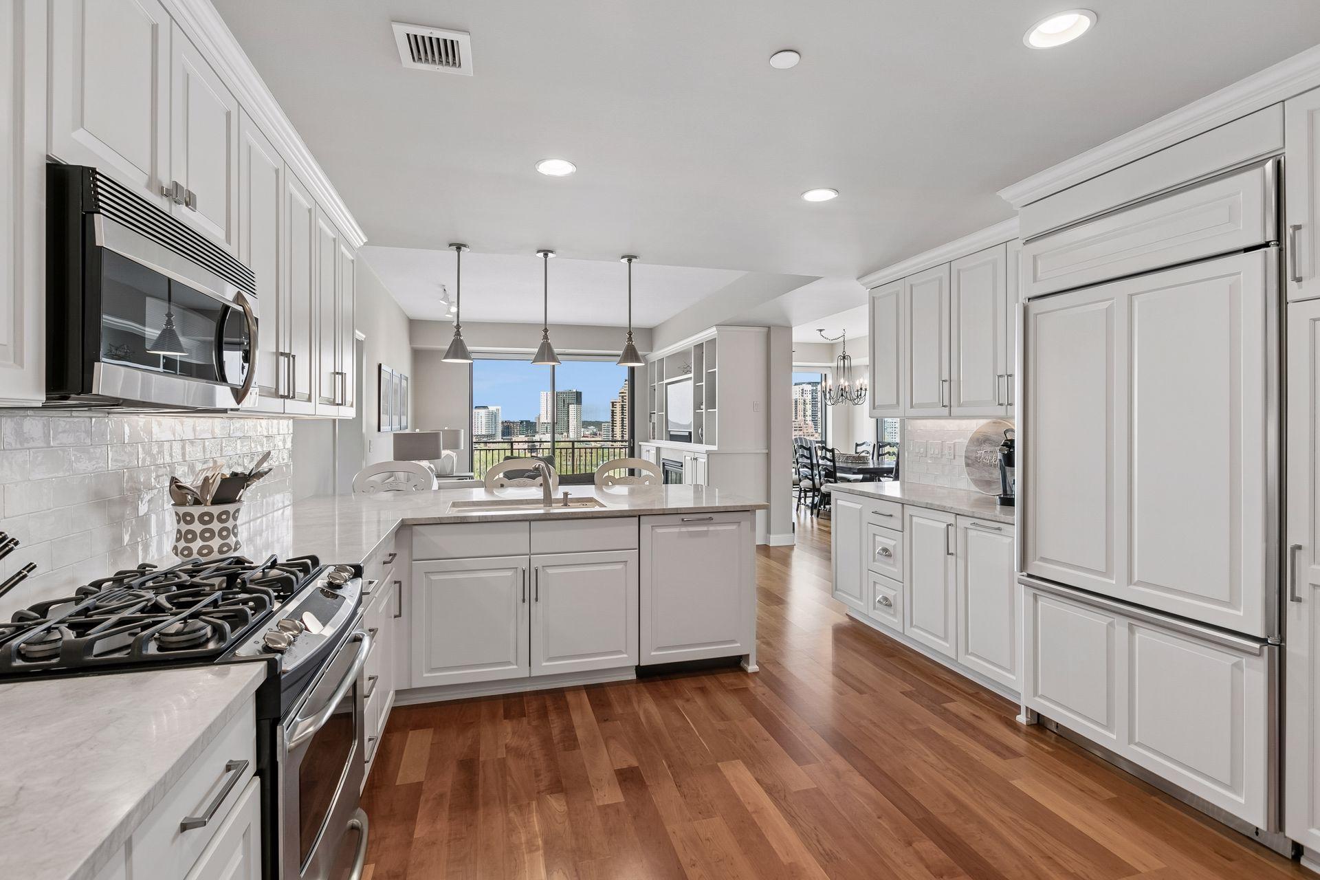 100 3rd Avenue S Unit: 1102