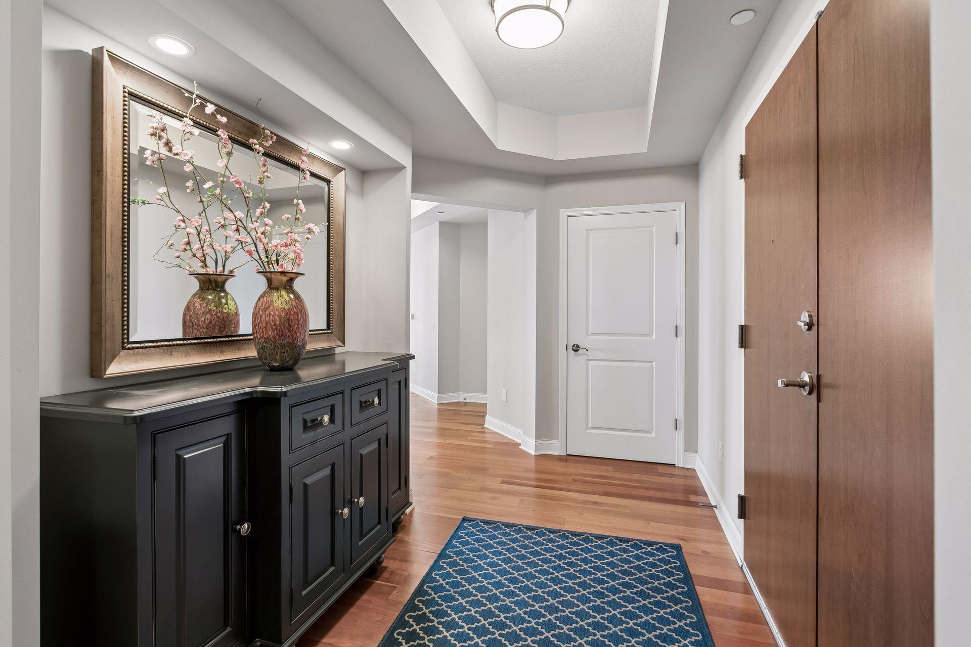 100 3rd Avenue S Unit: 1102