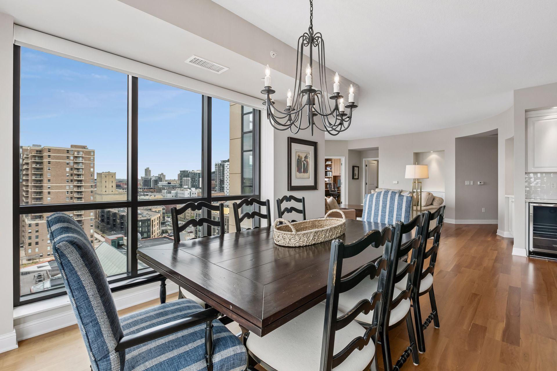 100 3rd Avenue S Unit: 1102