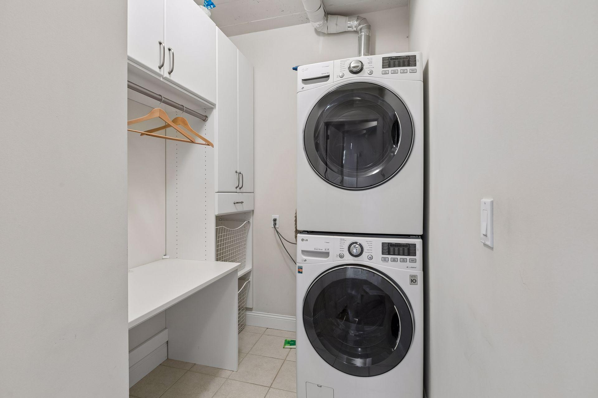 100 3rd Avenue S Unit: 1102