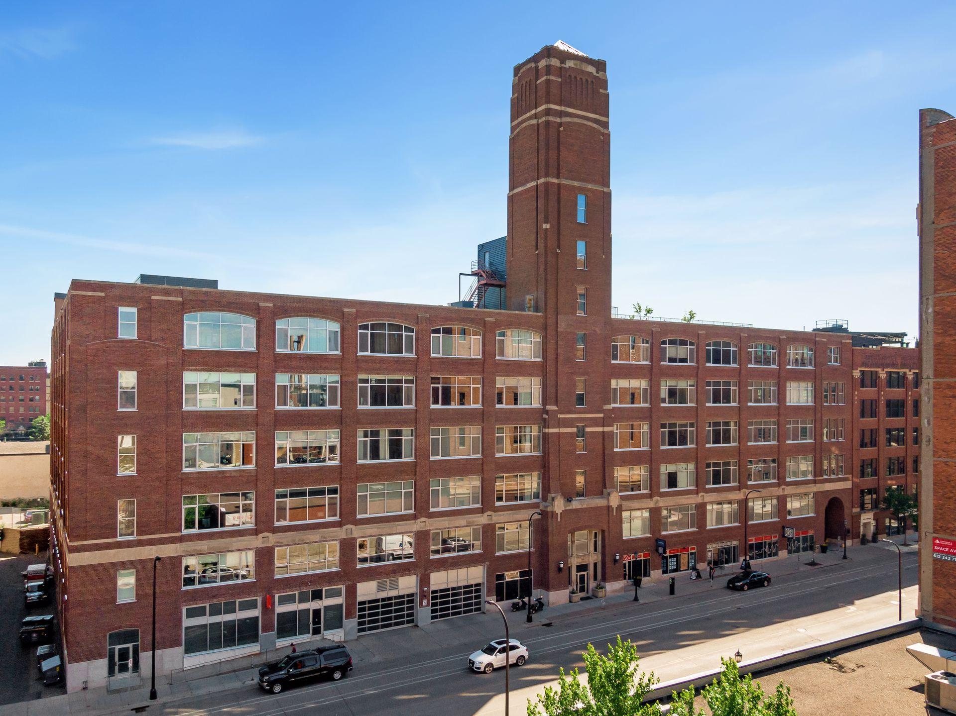 700 Washington Avenue N Unit: 419