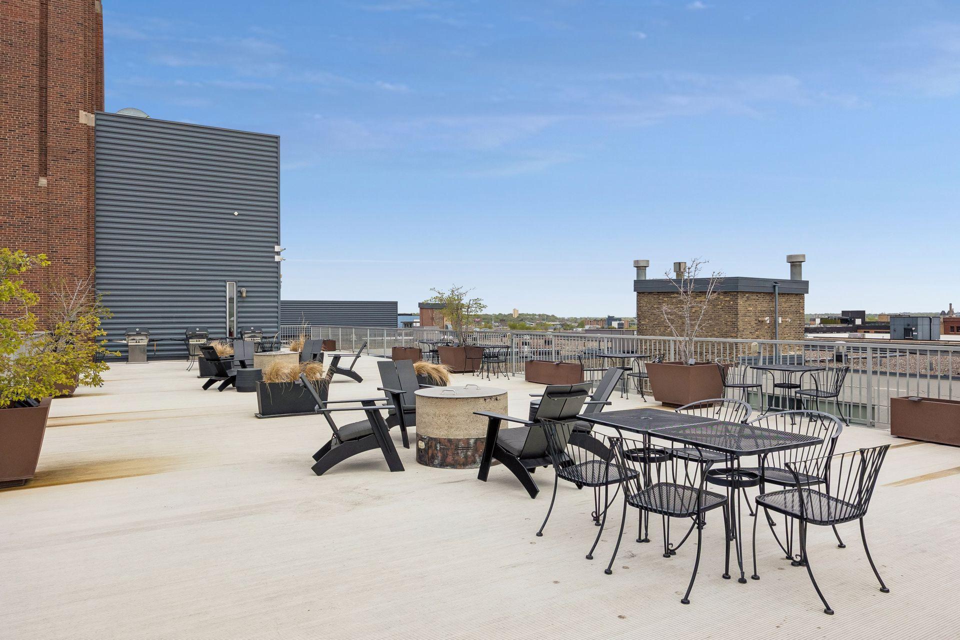 700 Washington Avenue N Unit: 419