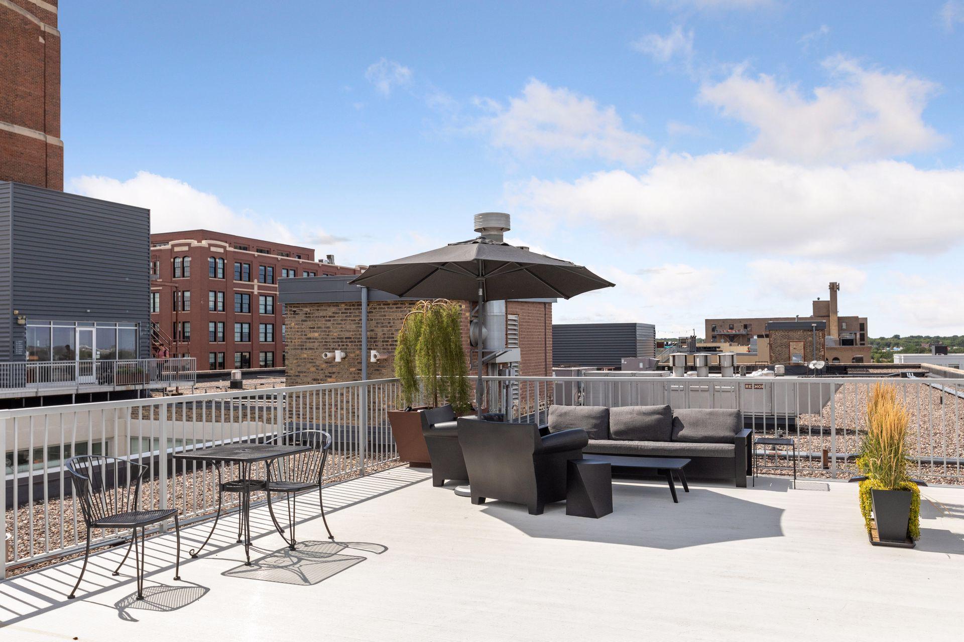 700 Washington Avenue N Unit: 419