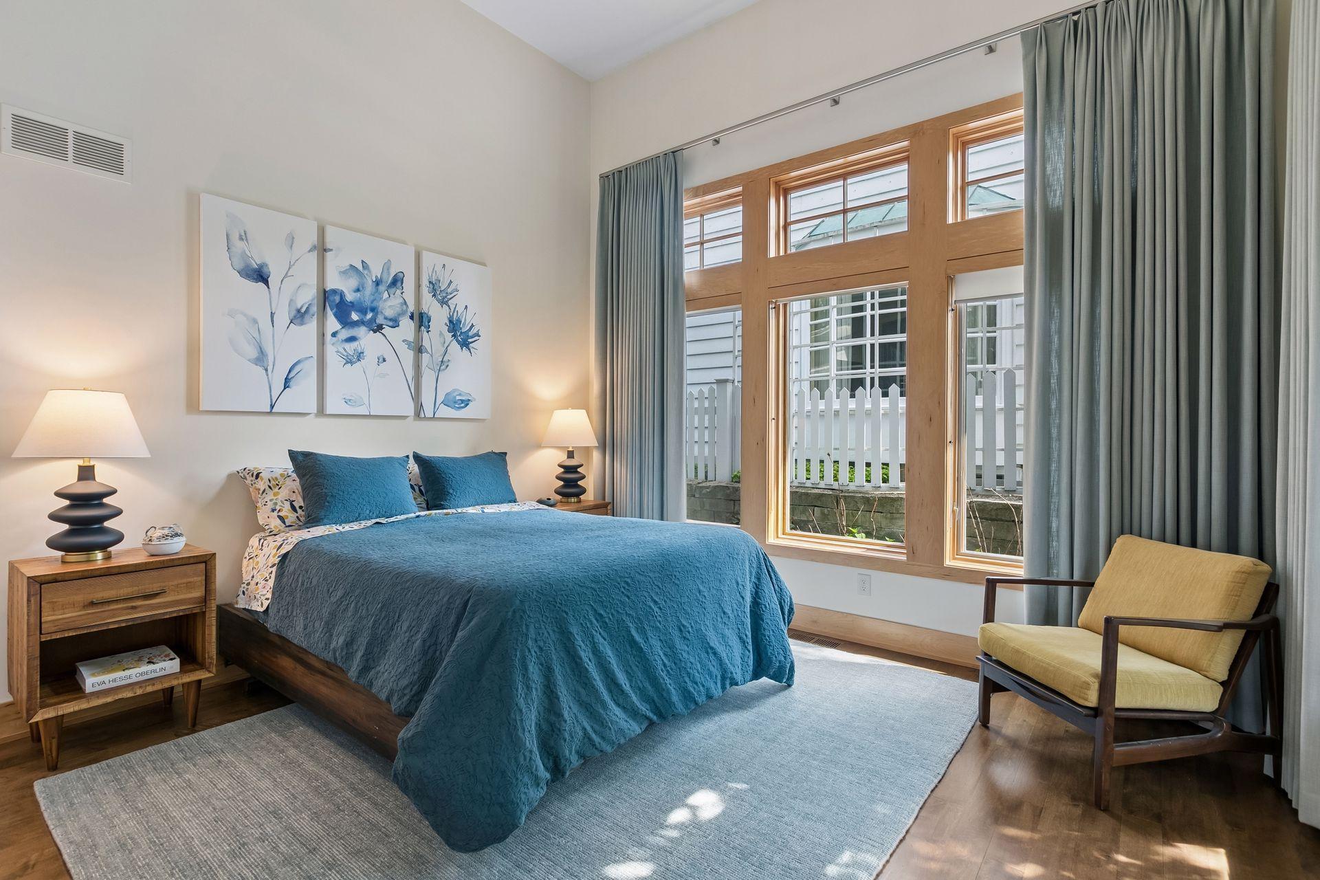 3225 W 38th Street