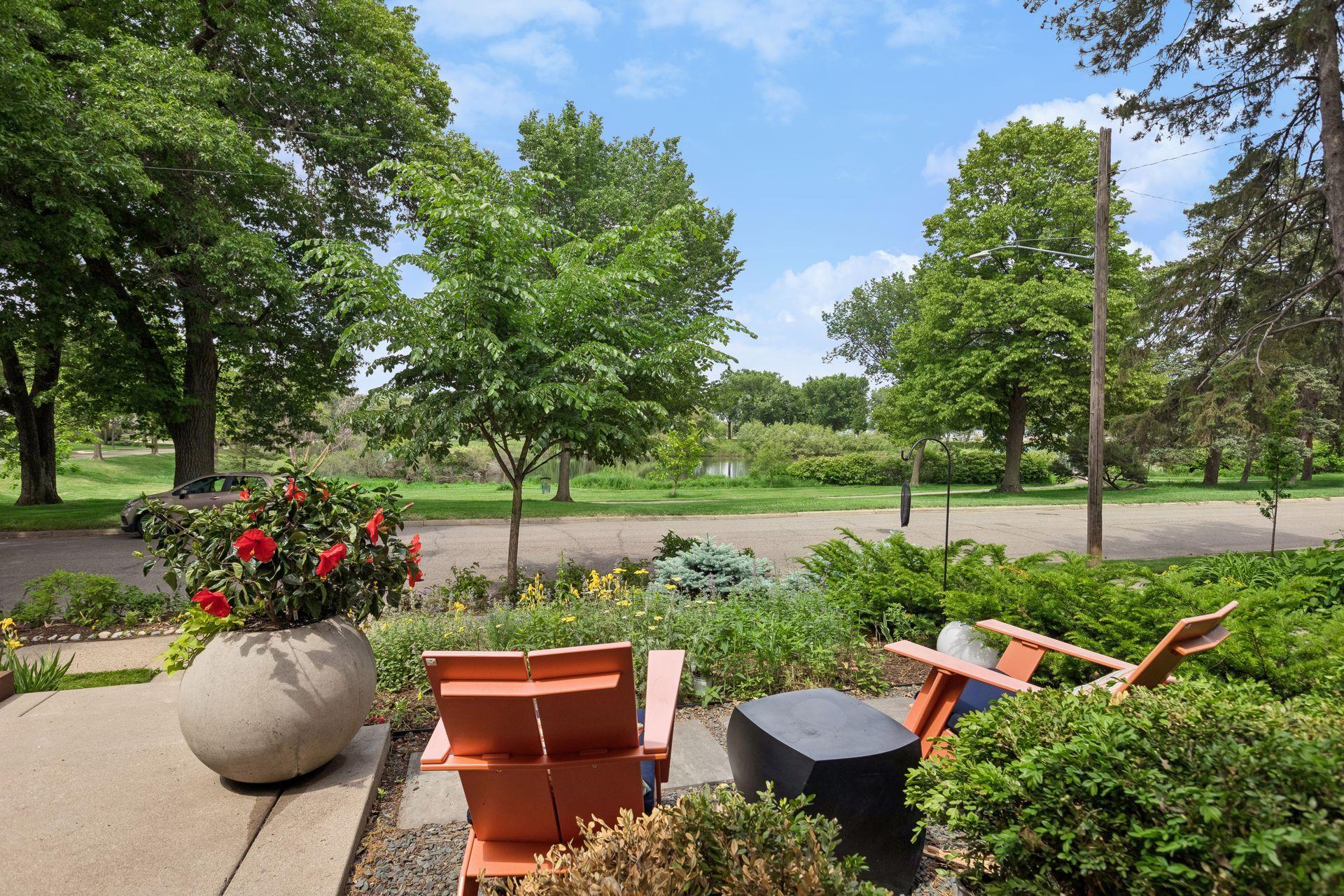 3225 W 38th Street