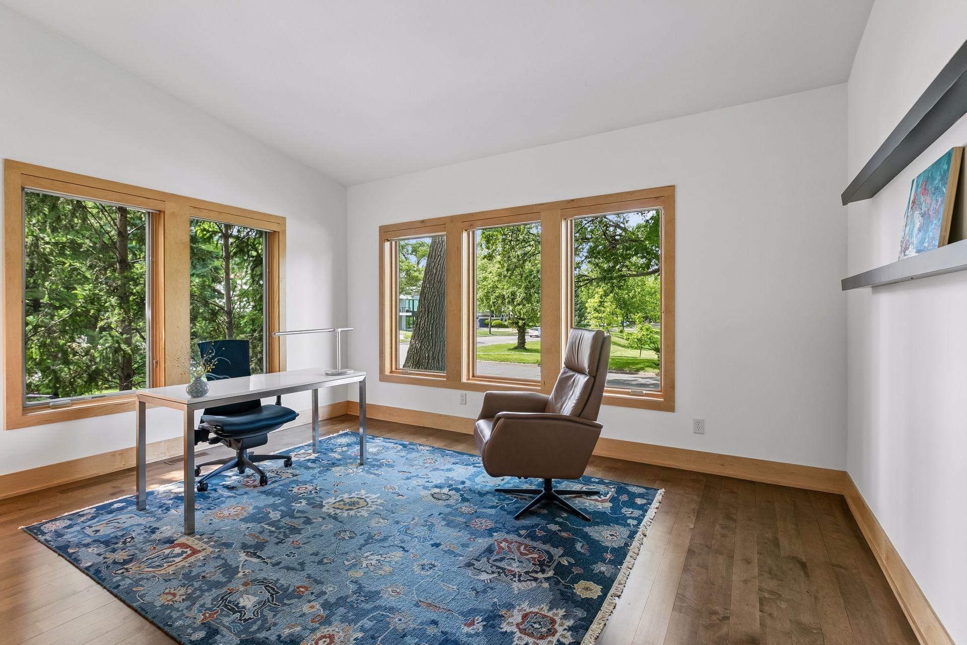 3225 W 38th Street