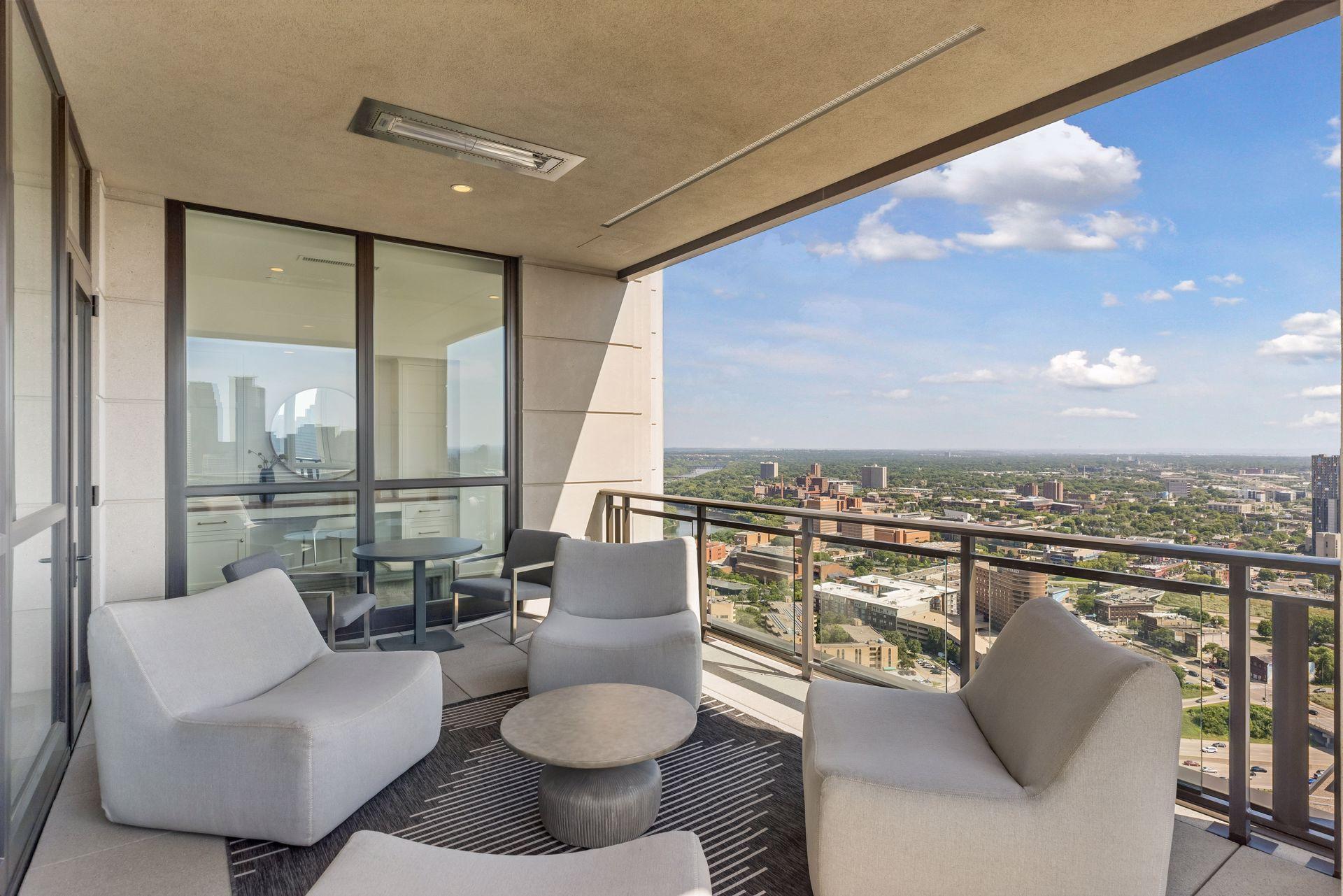 1111 W River Parkway Unit: 34B