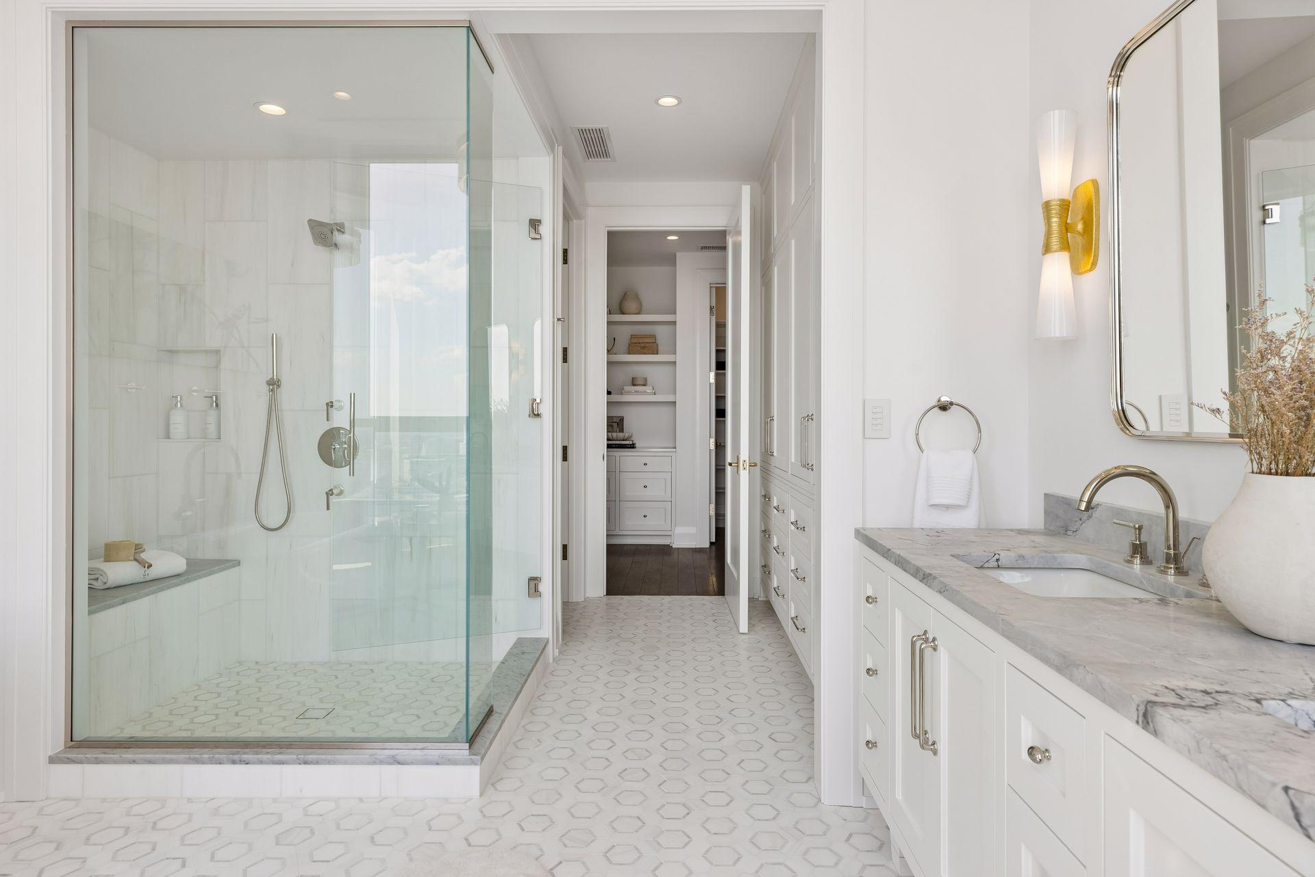 1111 W River Parkway Unit: 34B