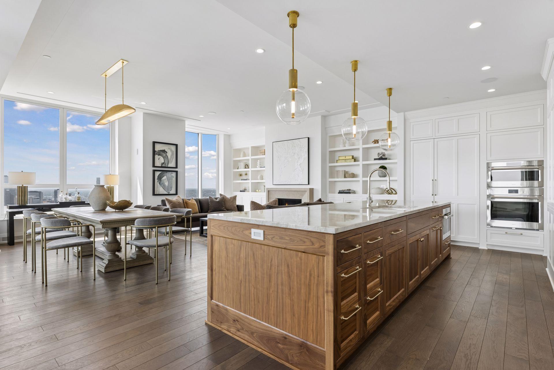 1111 W River Parkway Unit: 34B