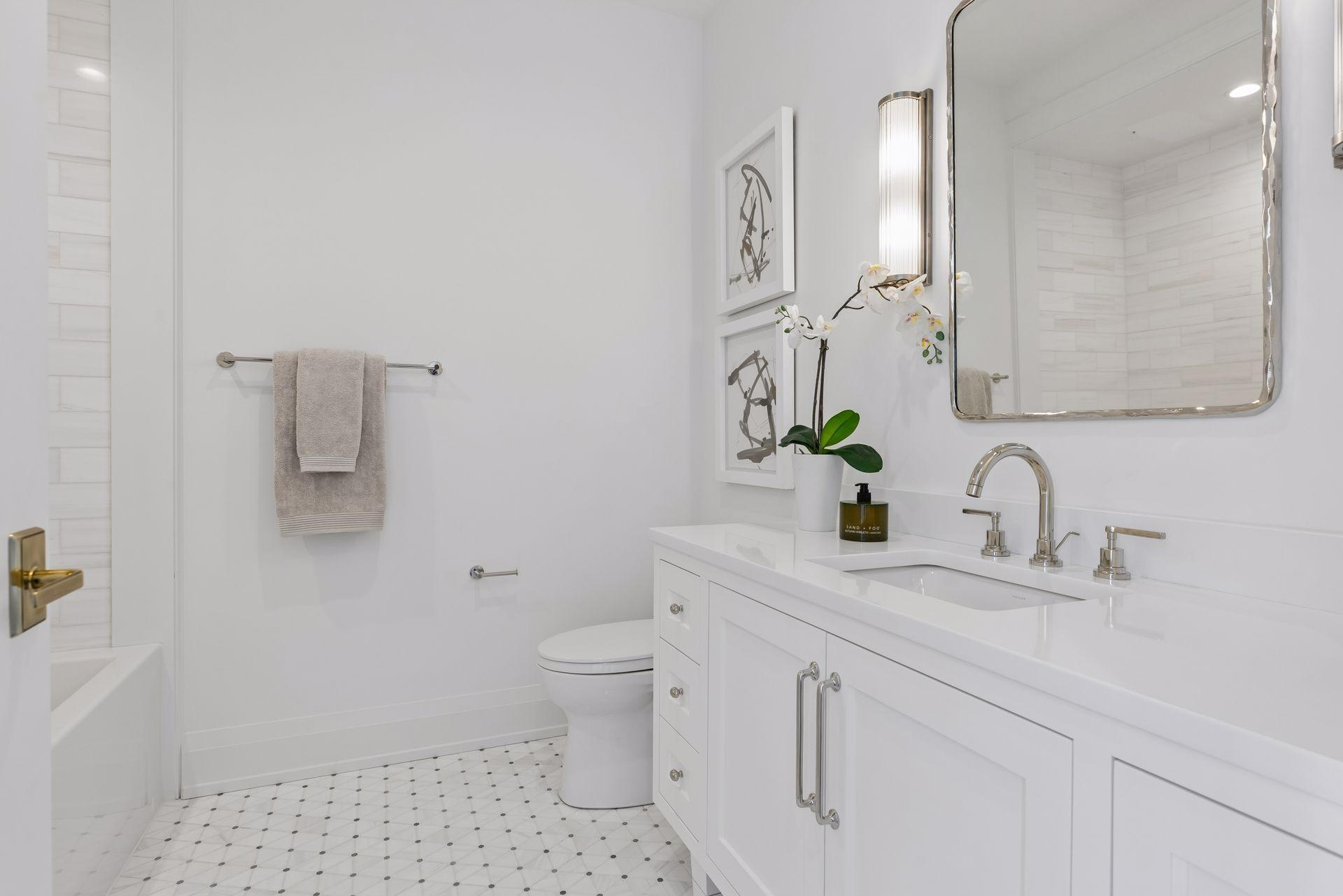 1111 W River Parkway Unit: 34B