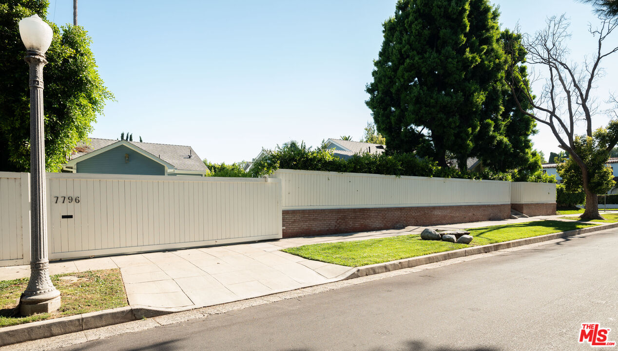 1356 N Ogden Dr